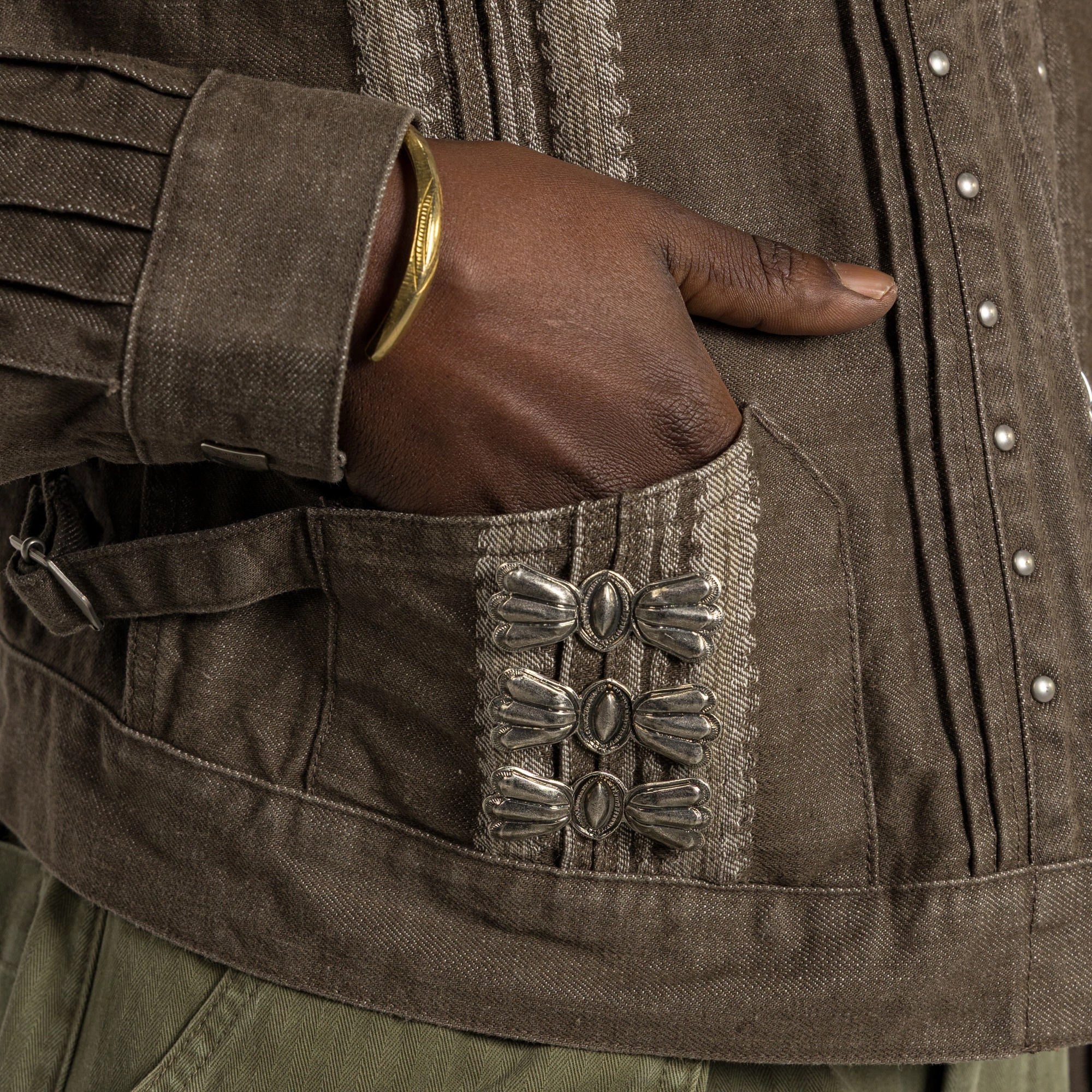 12oz YAGASURI Jacquard Denim Chimayo Drizzler JKT - Khaki Multi Pocket System Flatlock Seam Construction