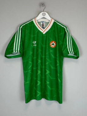 Stretch Comfort Temperature Regulating Lining 1990/92 IRELAND HOME SHIRT (M) ADIDAS