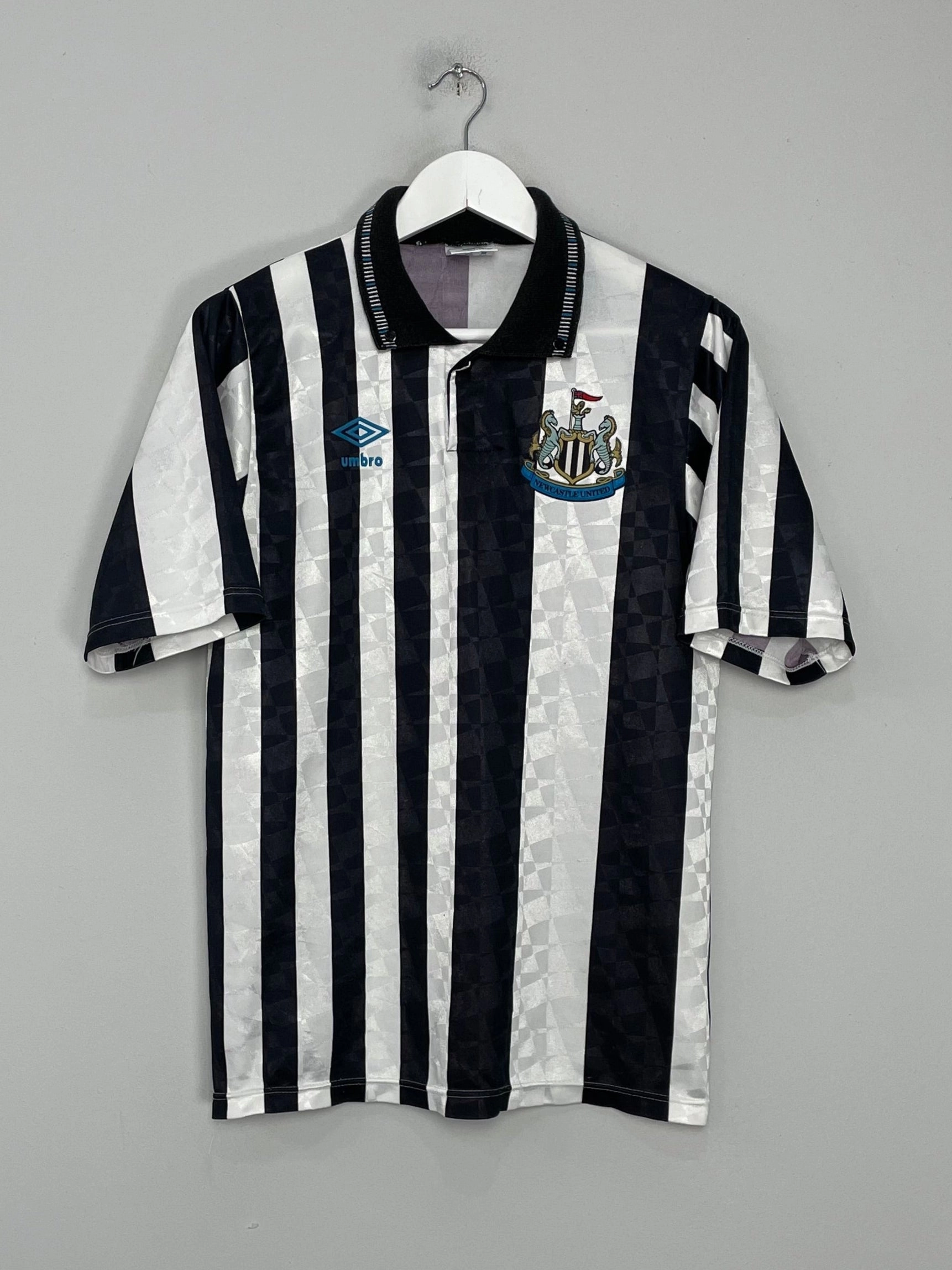 Classic Crew Neck Design 1991/93 NEWCASTLE UNITED HOME SHIRT (S) UMBRO