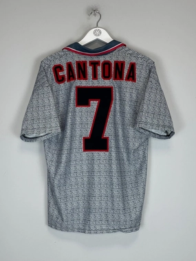 1995/96 MANCHESTER UNITED CANTONA #7 AWAY SHIRT (M) UMBRO Anti Pill Finish