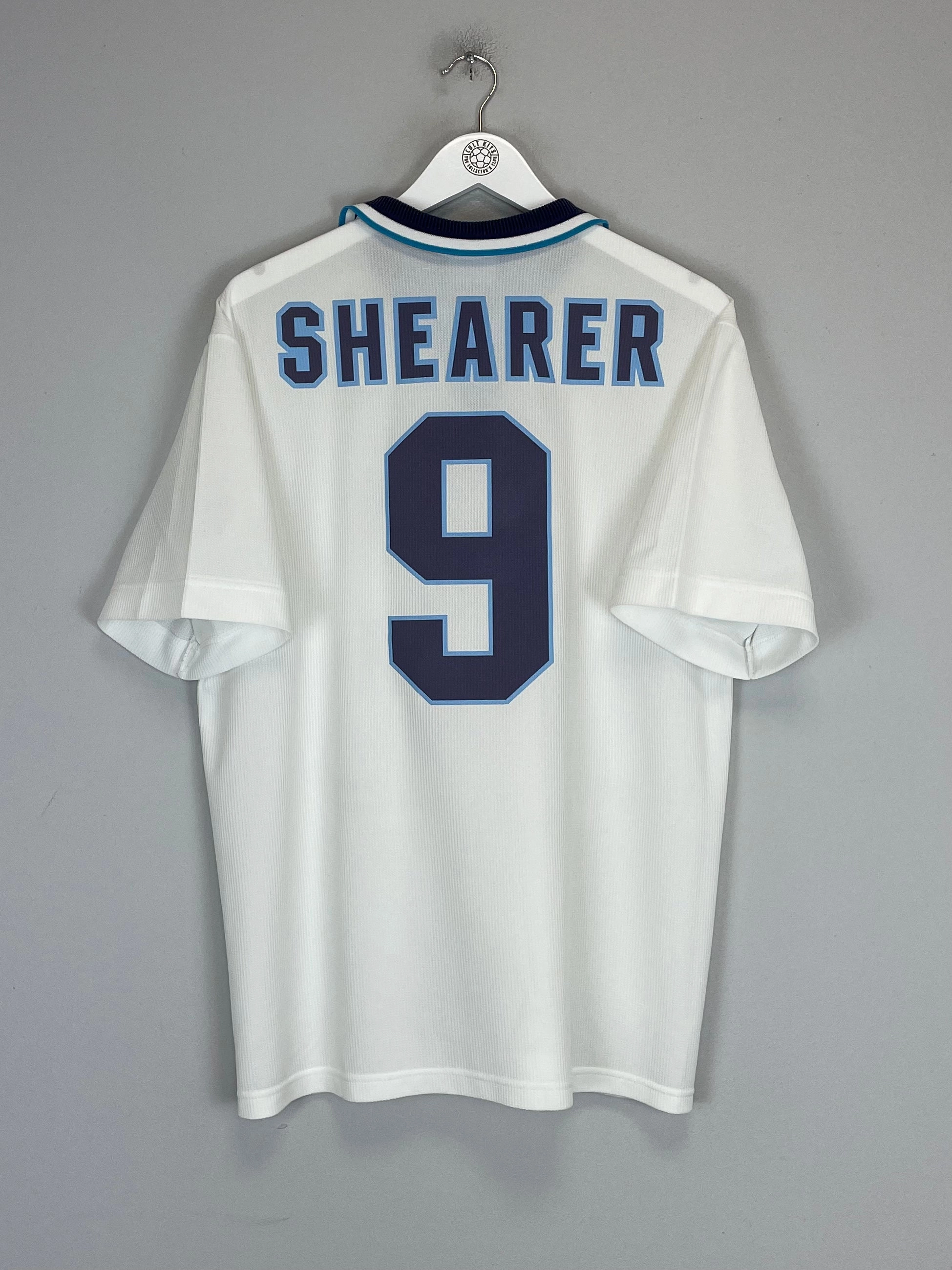 Comfort First 1995/97 ENGLAND SHEARER #9 HOME SHIRT (L) UMBRO