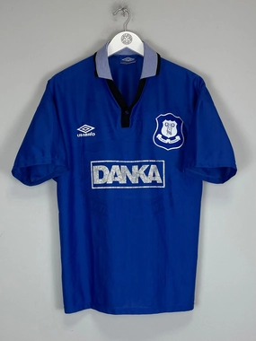 Versatile Wear 1995/97 EVERTON HOME SHIRT (M) UMBRO