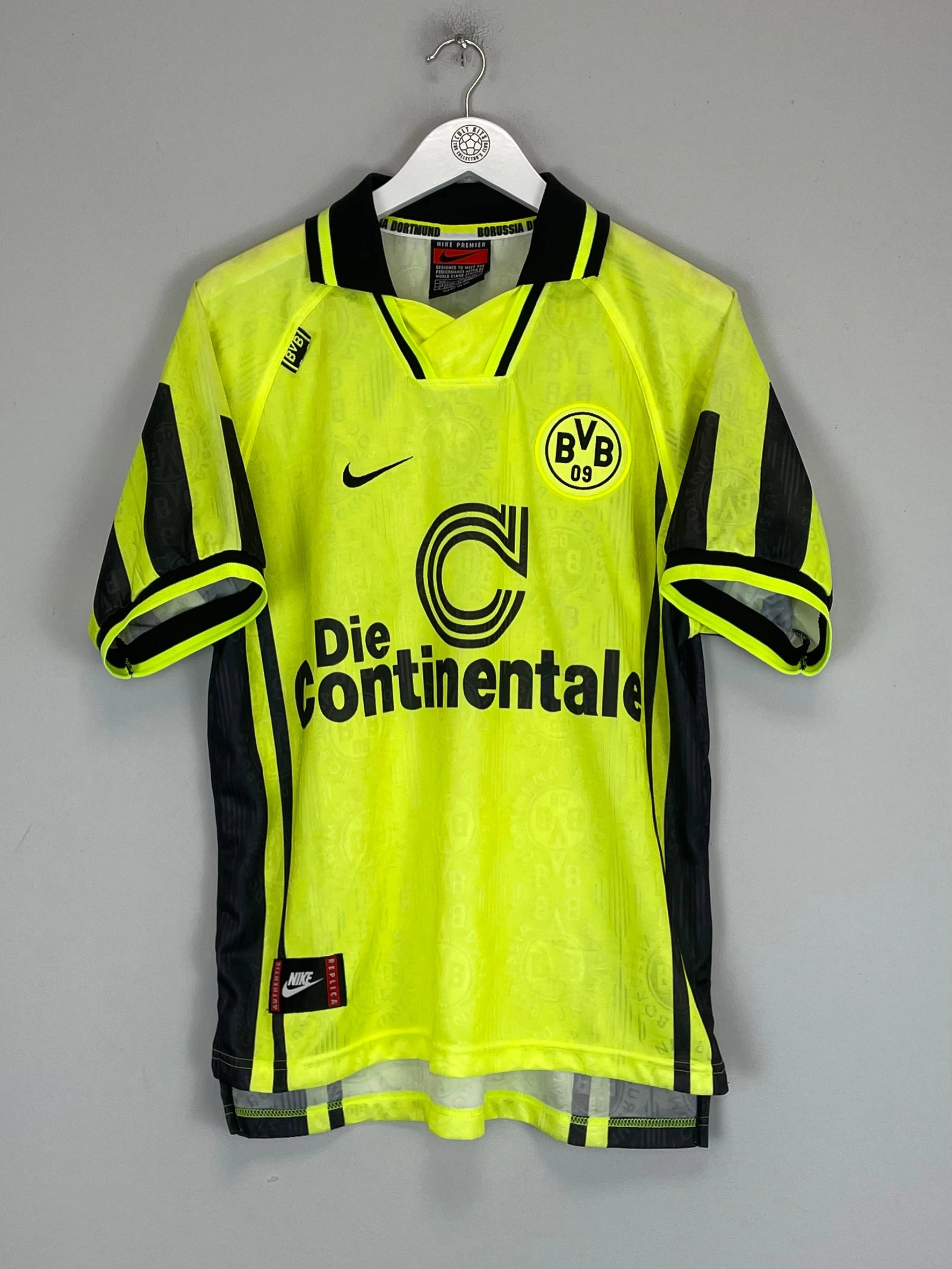 1996/97 DORTMUND HOME SHIRT (L) NIKE Easy Care Material Hygroscopic Yarn