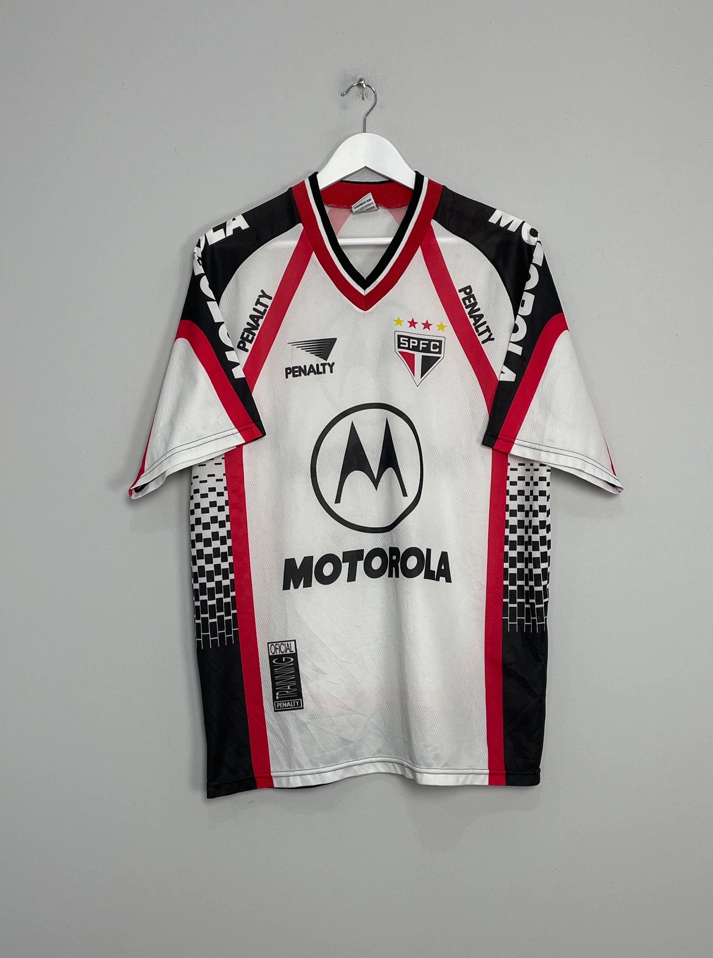 Durable Polyester Blend 1999/00 SAO PAULO TRAINING SHIRT (L) PENALTY