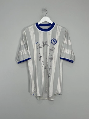 2000/01 HERTHA BERLIN *SQUAD SIGNED* AWAY SHIRT (M) NIKE Performance Layer Adjustable Hem Drawstring