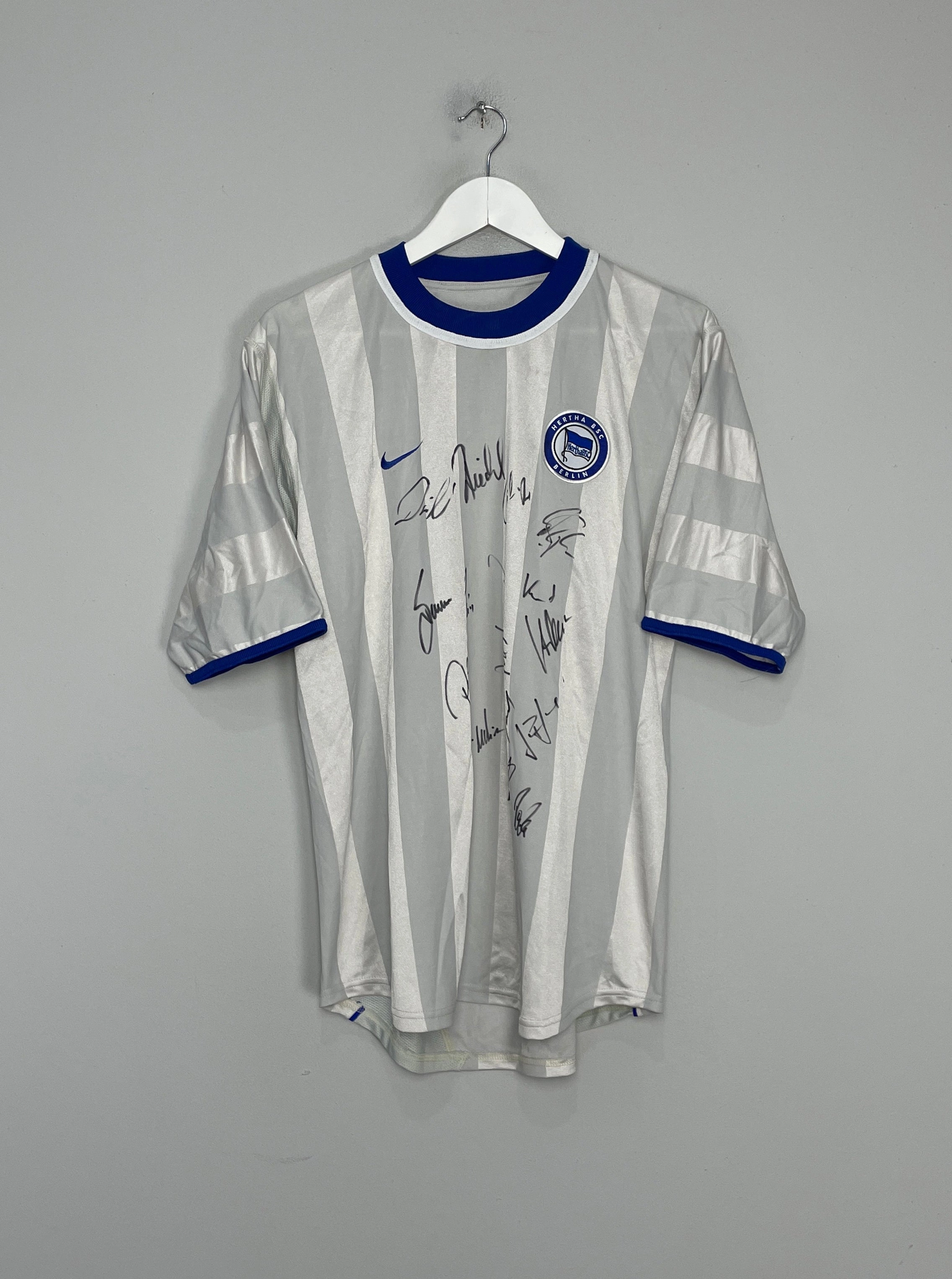 2000/01 HERTHA BERLIN *SQUAD SIGNED* AWAY SHIRT (M) NIKE Performance Layer Adjustable Hem Drawstring