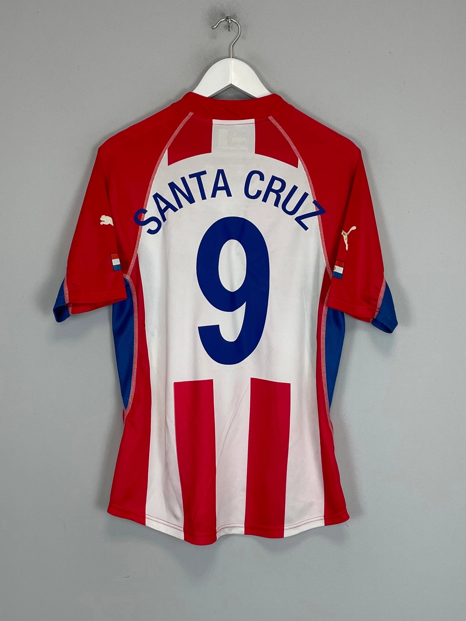 2002/03 PARAGUAY SANTA CRUZ #9 HOME SHIRT (M) PUMA Ultra Soft Weave Low Bulk Texture