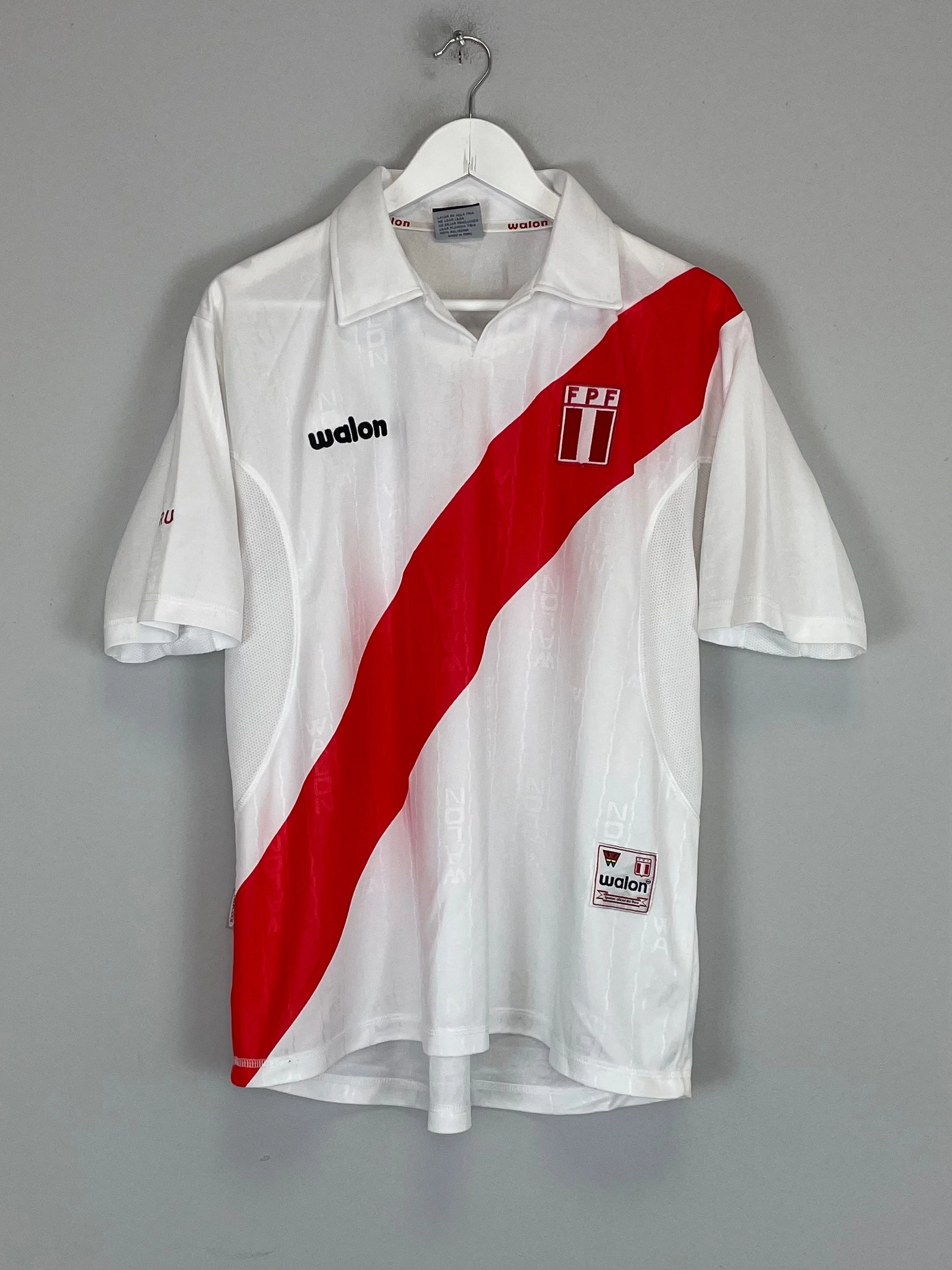 2002/03 PERU HOME SHIRT (L) WALON Durable Recycled Blend Abrasion Resistant Surface