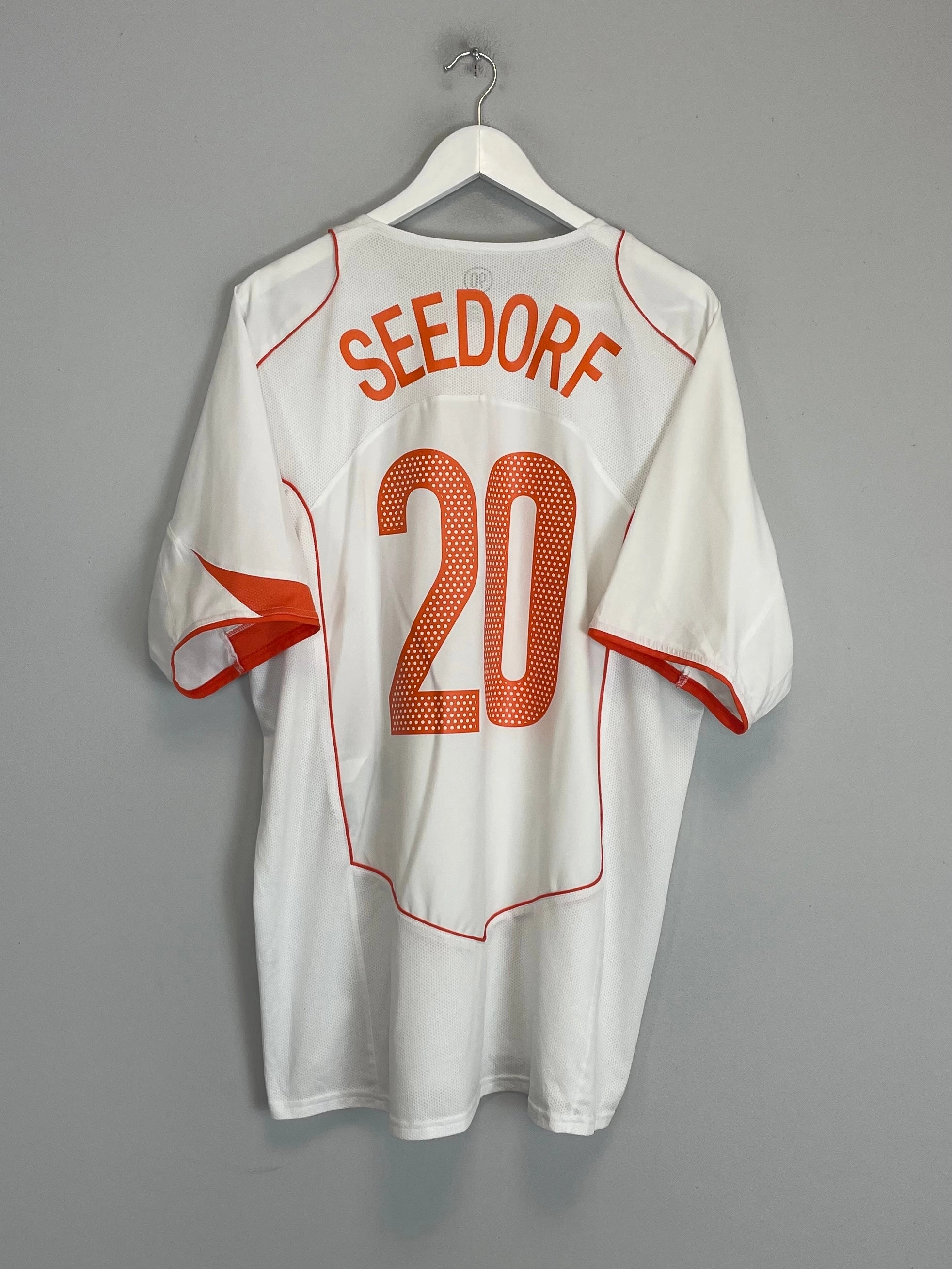 2004/06 NETHERLANDS SEEDORF #10 AWAY SHIRT (XL) NIKE Smooth Finish Raglan Sleeve