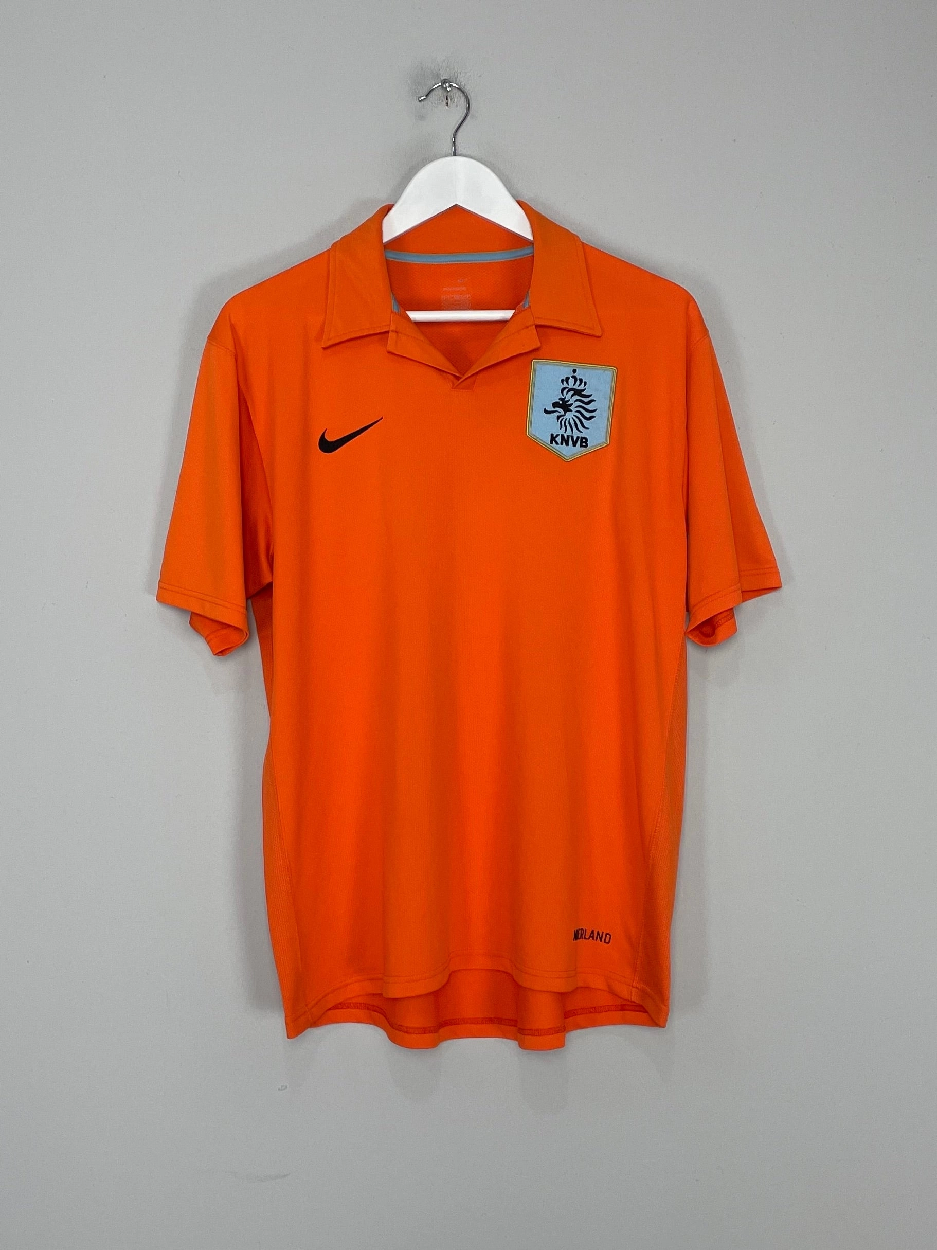 2006/07 NETHERLANDS HOME SHIRT (L) NIKE Wicking Fiber Technology Sustainable production