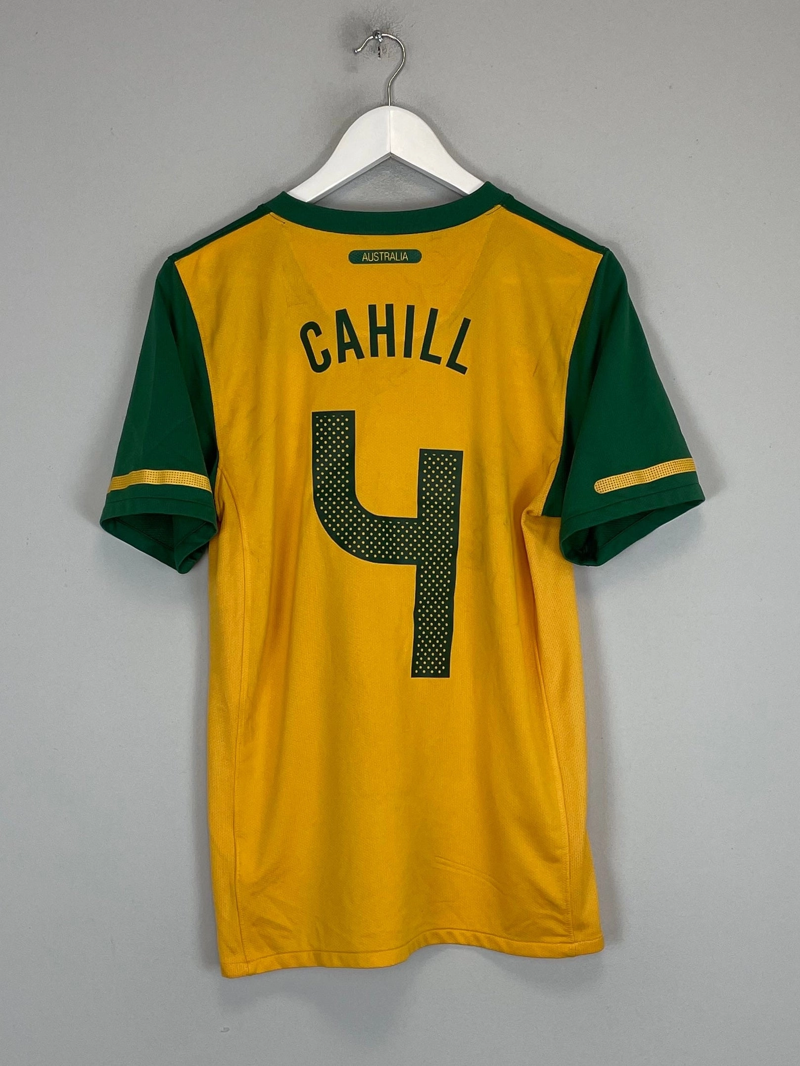 Thermoregulating Fabric 2010/11 AUSTRALIA CAHILL #4 HOME SHIRT (S) NIKE