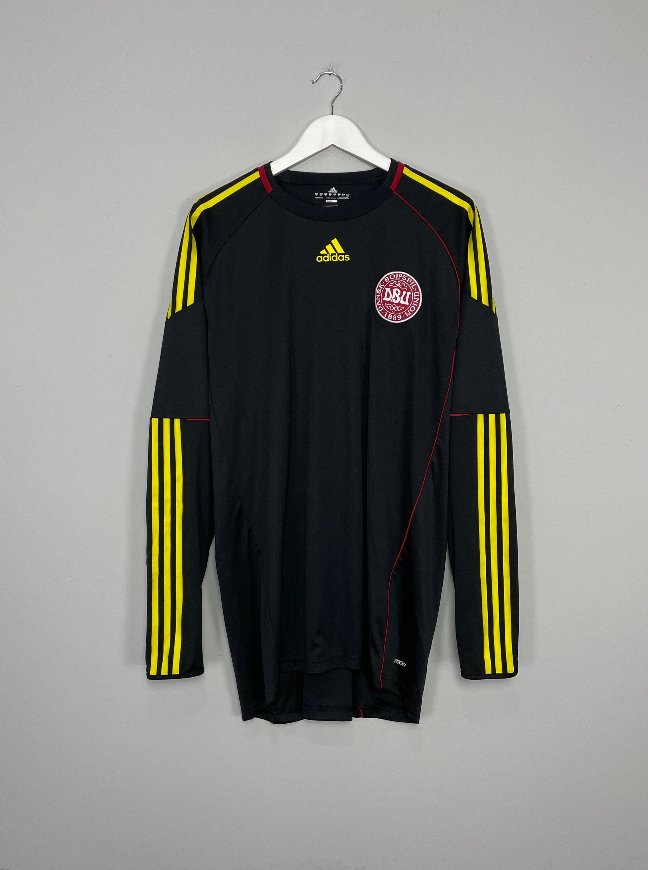 Hypoallergenic fabric 2010/11 DENMARK *PLAYER ISSUE* GK SHIRT (XL) ADIDAS