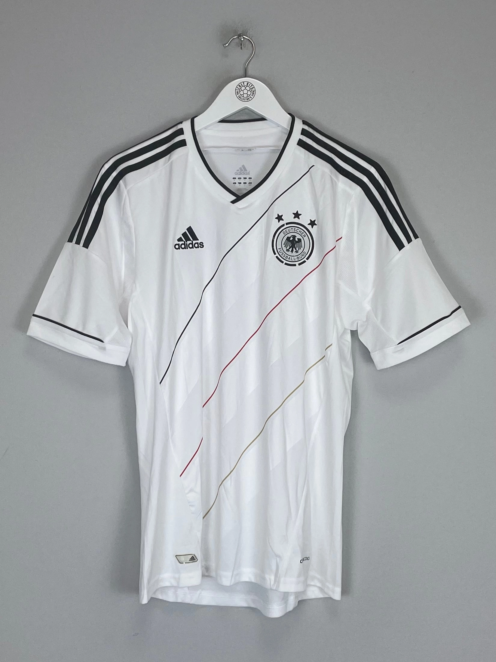 No Slip Grip Finish 2012/13 GERMANY HOME SHIRT (M) ADIDAS