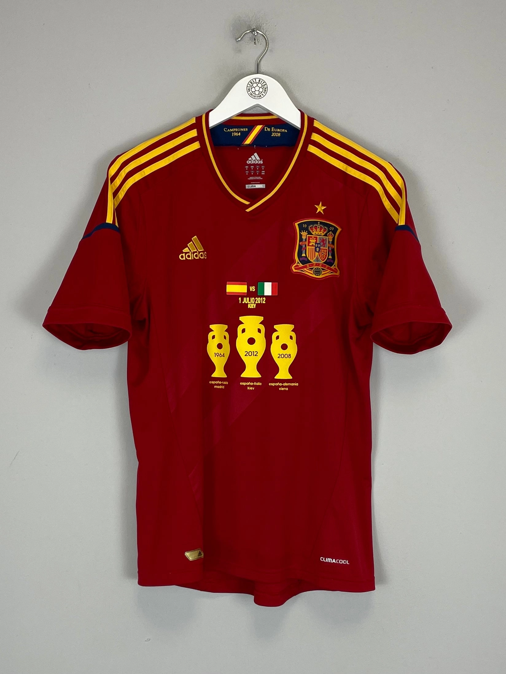 Lockstitch Detailing 2012 SPAIN EURO FINAL SHIRT (M) ADIDAS