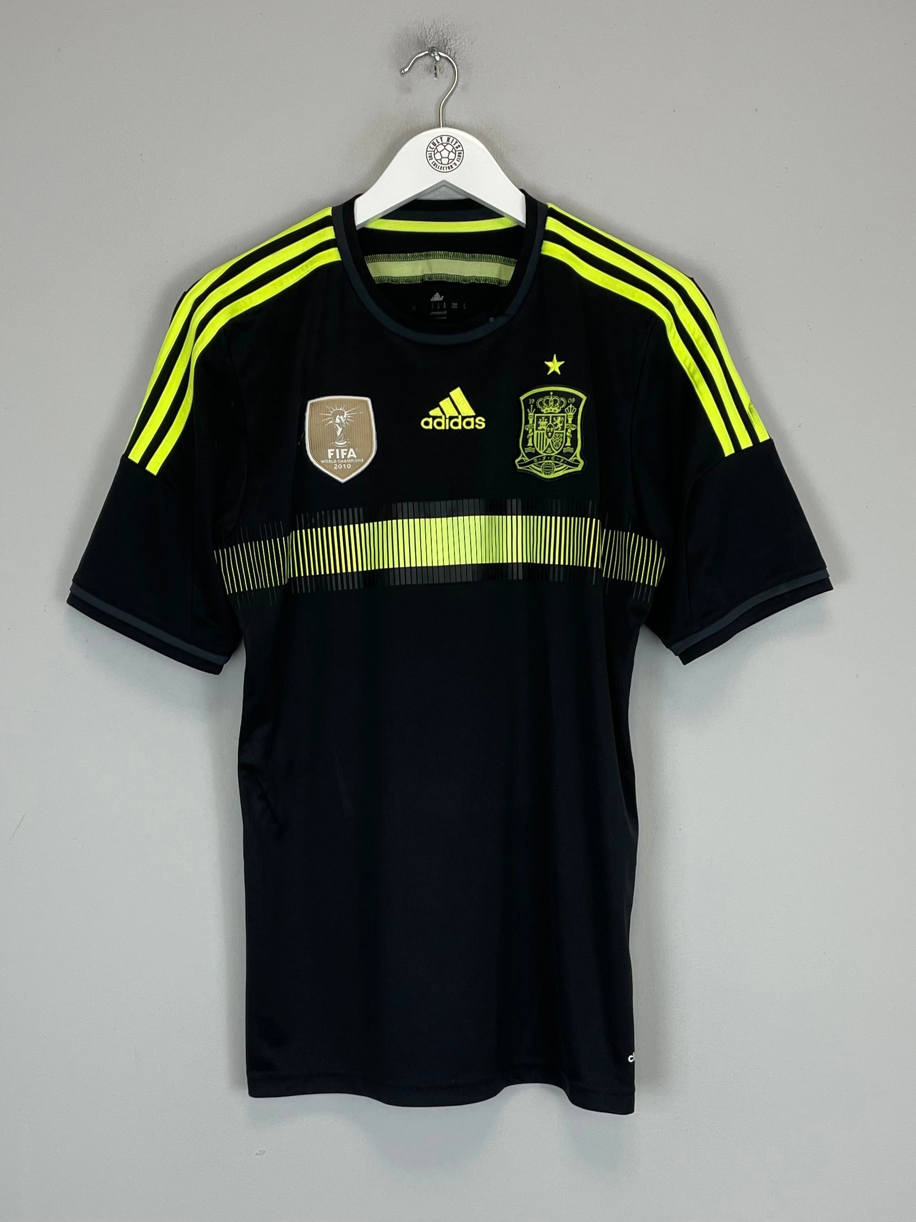 Anti Shrink Treatment Circular Knit Body Mapping 2013/15 SPAIN AWAY SHIRT (M) ADIDAS