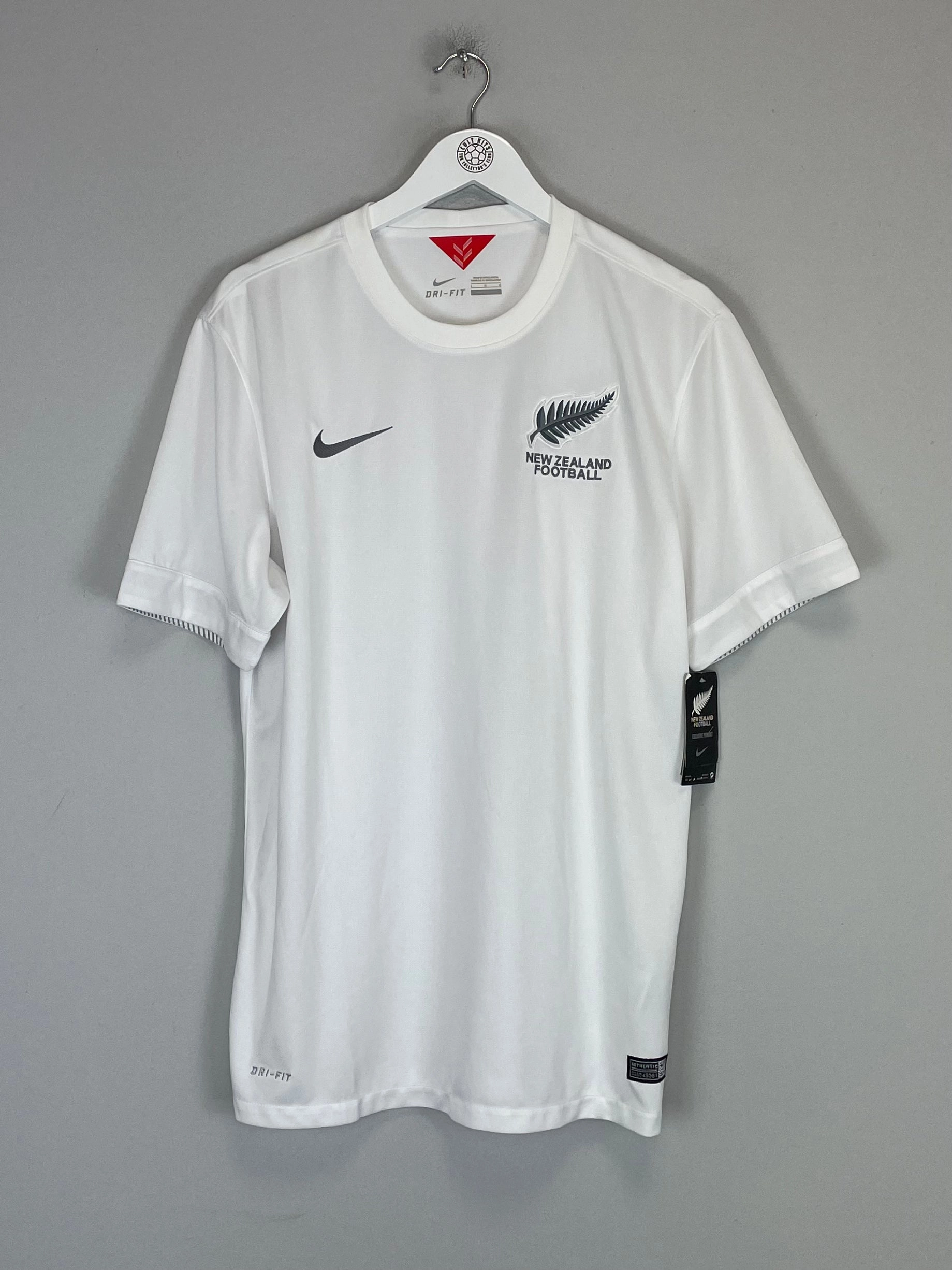 2014/15 NEW ZEALAND *BNWT* HOME SHIRT (L) NIKE High Stretch Recovery