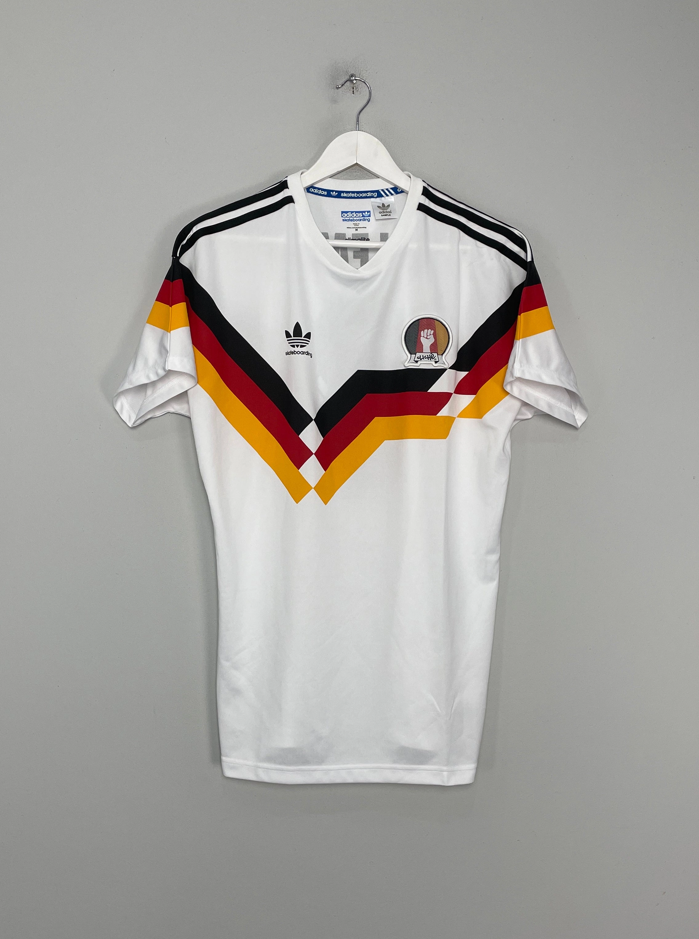 2014 GERMANY VILLEMIN #8 ADIDAS ORIGINALS X SKATEBOARDING SHIRT (M) Hybrid Fabric Blends Game Vibes