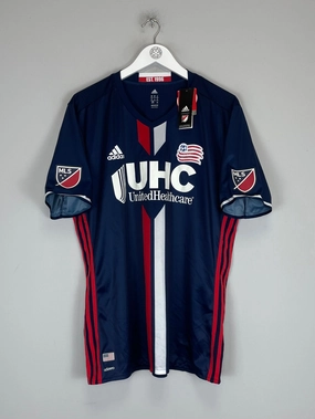 2016/17 NEW ENGLAND REVOLUTION *BNWT* HOME SHIRT (XL) ADIDAS Anti Odor Treatment Classic Crew Neck Design