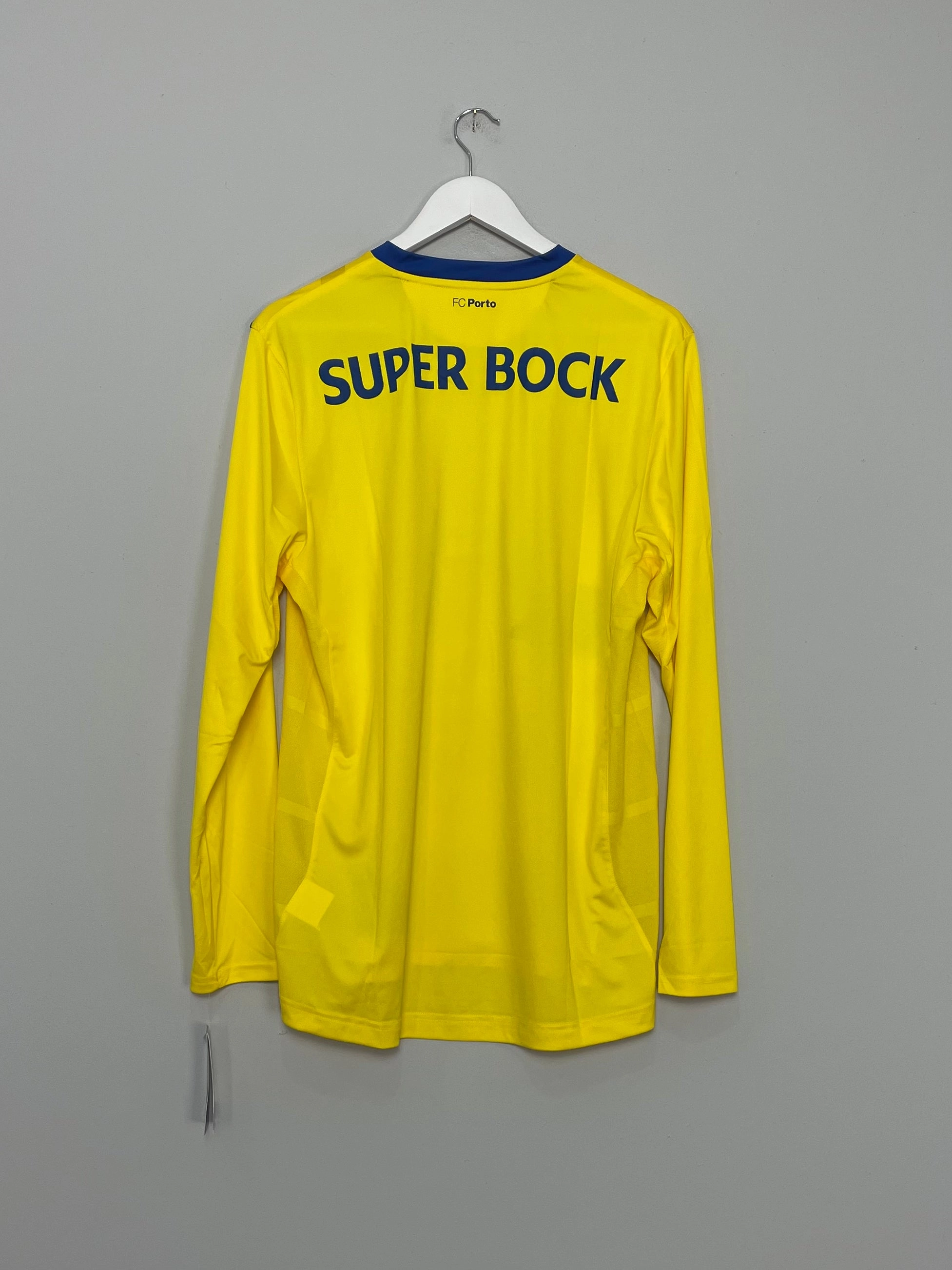 Double Stitched Hem Quick Pull 2016/17 Porto *BNWT* L/S Third Shirt (Multiple Sizes) New Balance