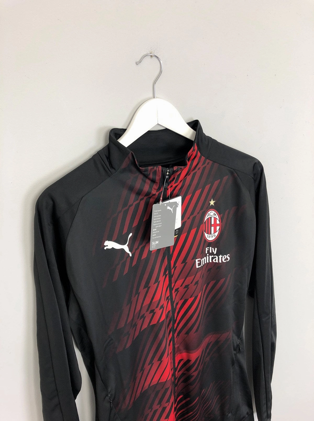 Occasion 2019/20 AC Milan *BNWT* Black Stadium Jacket (Multiple Sizes) Puma