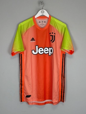 2019/20 JUVENTUS X PALACE GK SHIRT (M) ADIDAS Non Restrictive Silhouette