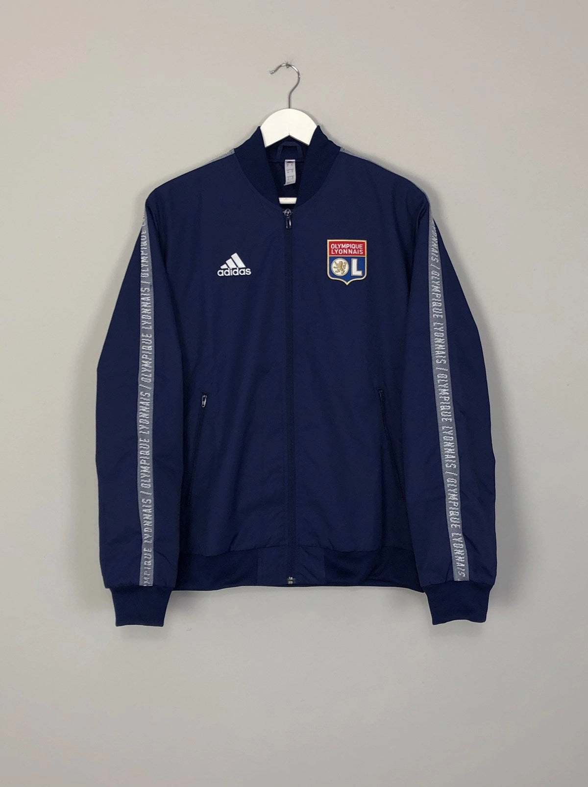 ZeroDistraction Waistline FlatlockStitching 2019/20 LYON ADIDAS ANTHEM JACKET (M)