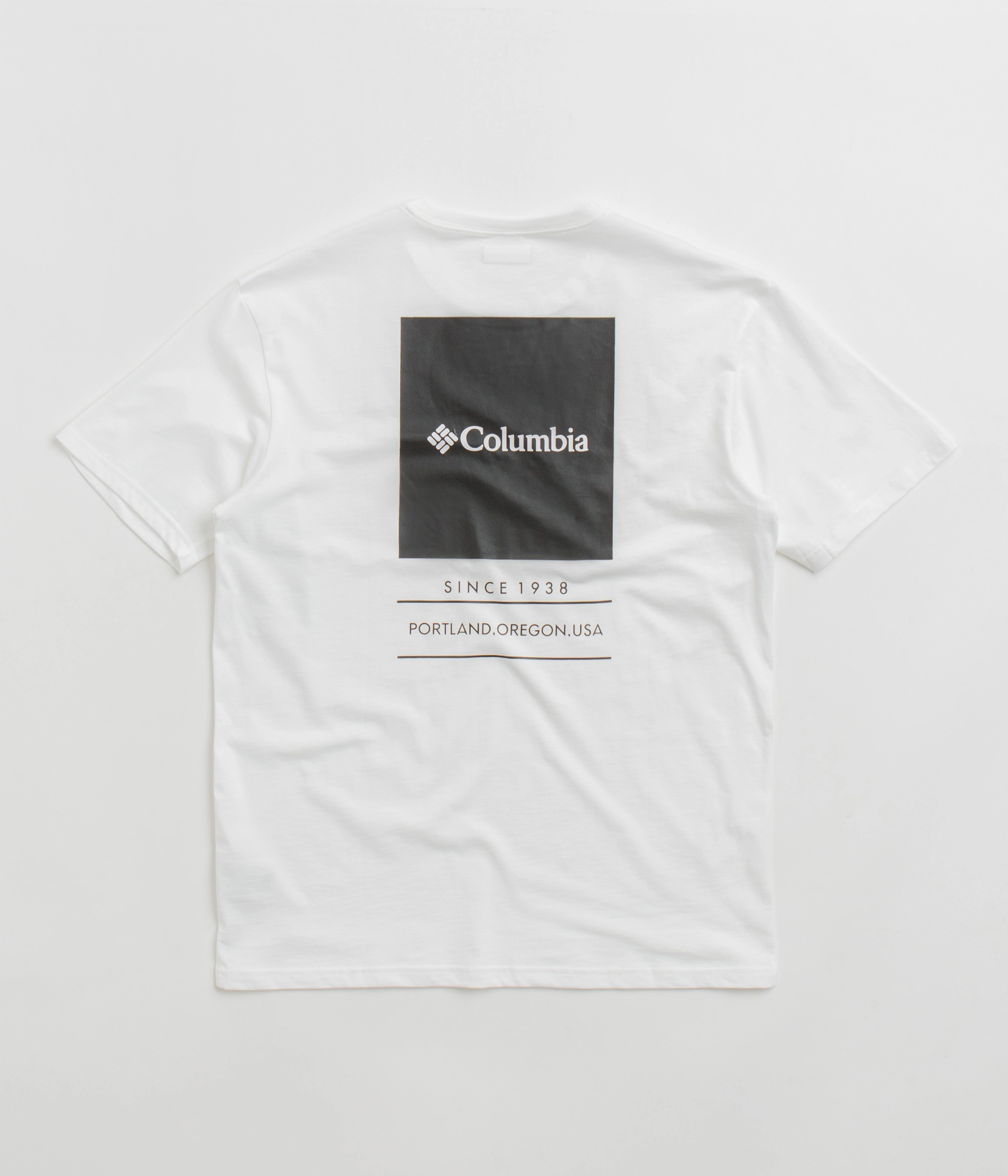 Cozy Layer Columbia Barton Springs T-Shirt - White