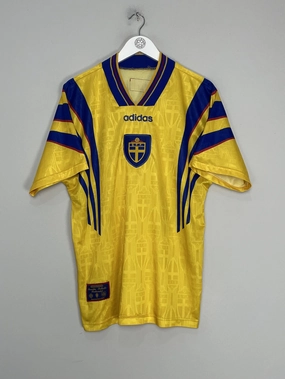 1996/98 SWEDEN HOME SHIRT (L) ADIDAS Four Way Stretch