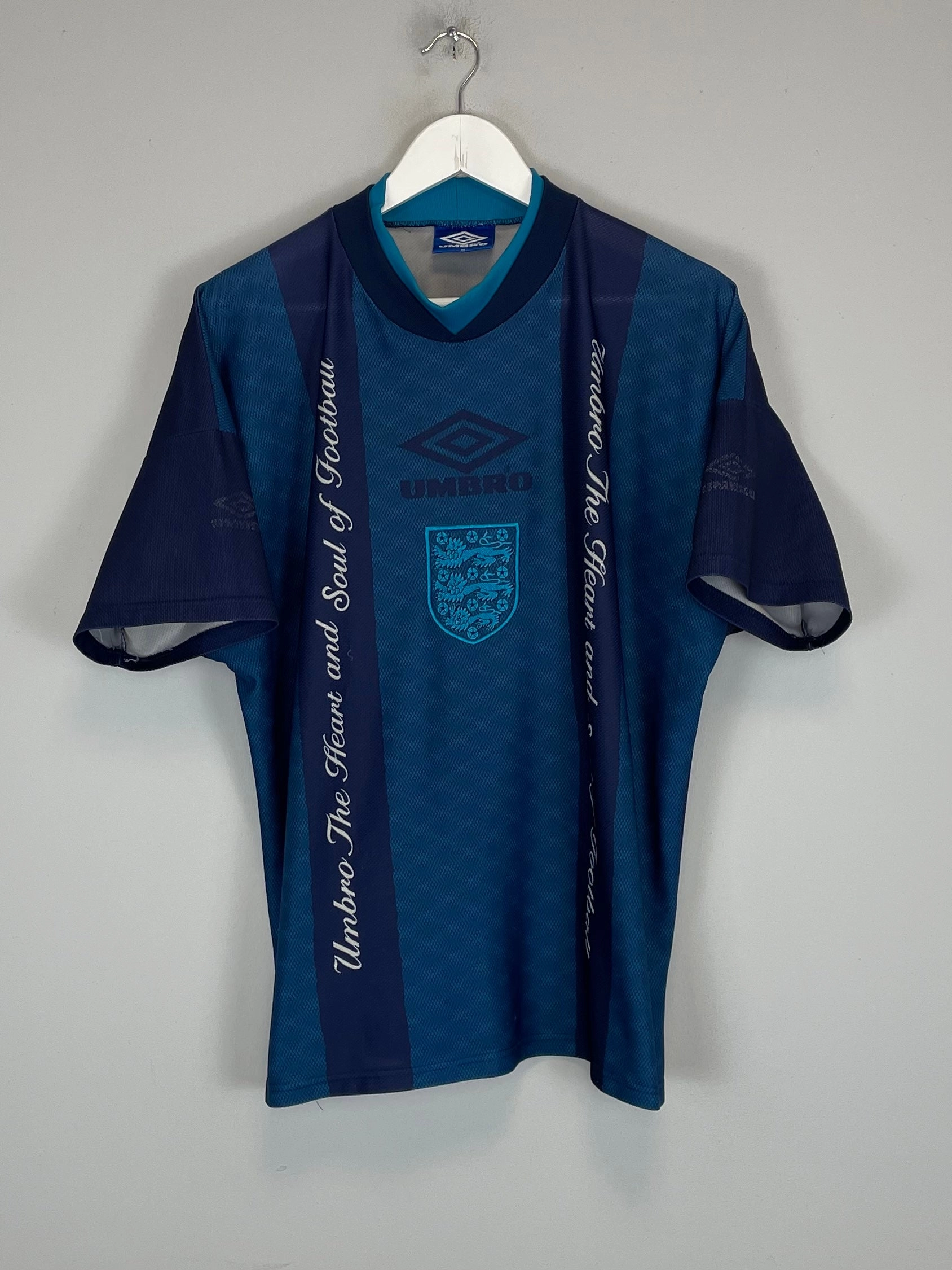 1994/96 ENGLAND TRAINING SHIRT (M) UMBRO Air Mesh Tear Resistant Fabric