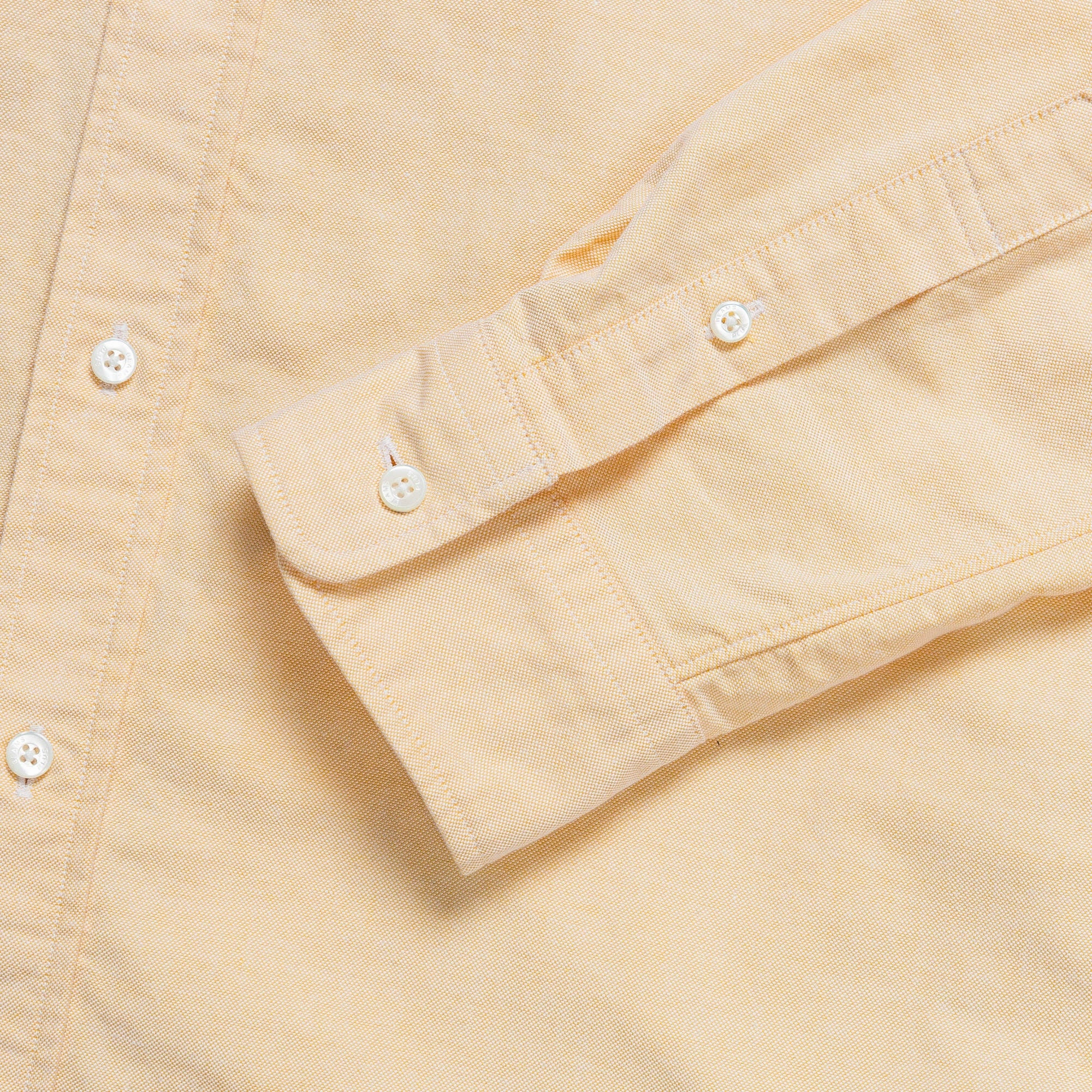 B.D. Oxford Shirt - Yellow Sleek Silhouette High-Quality Material