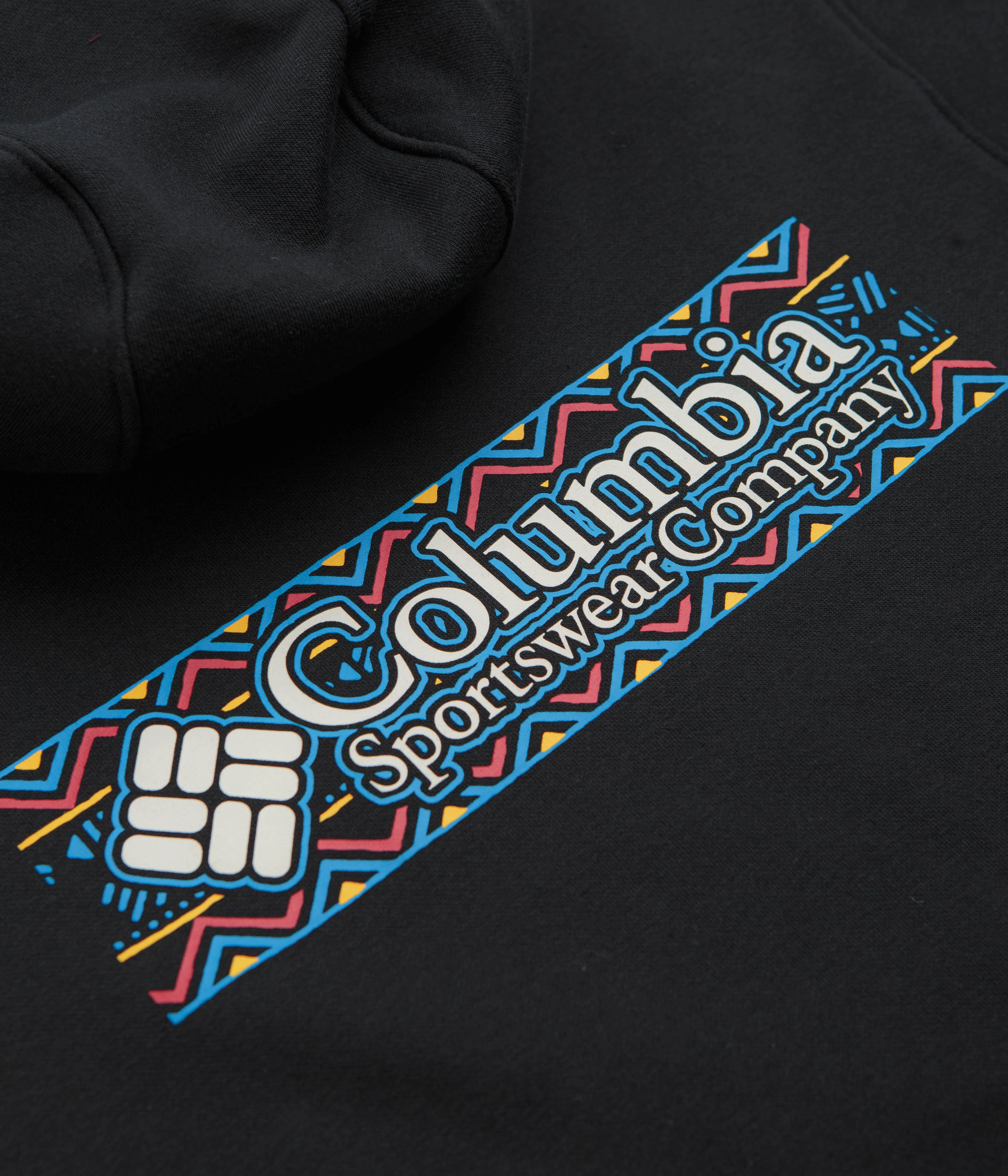 Columbia Meridian Creek Graphic Hoodie - Black / Branded Blanket School Days Urban Spirit
