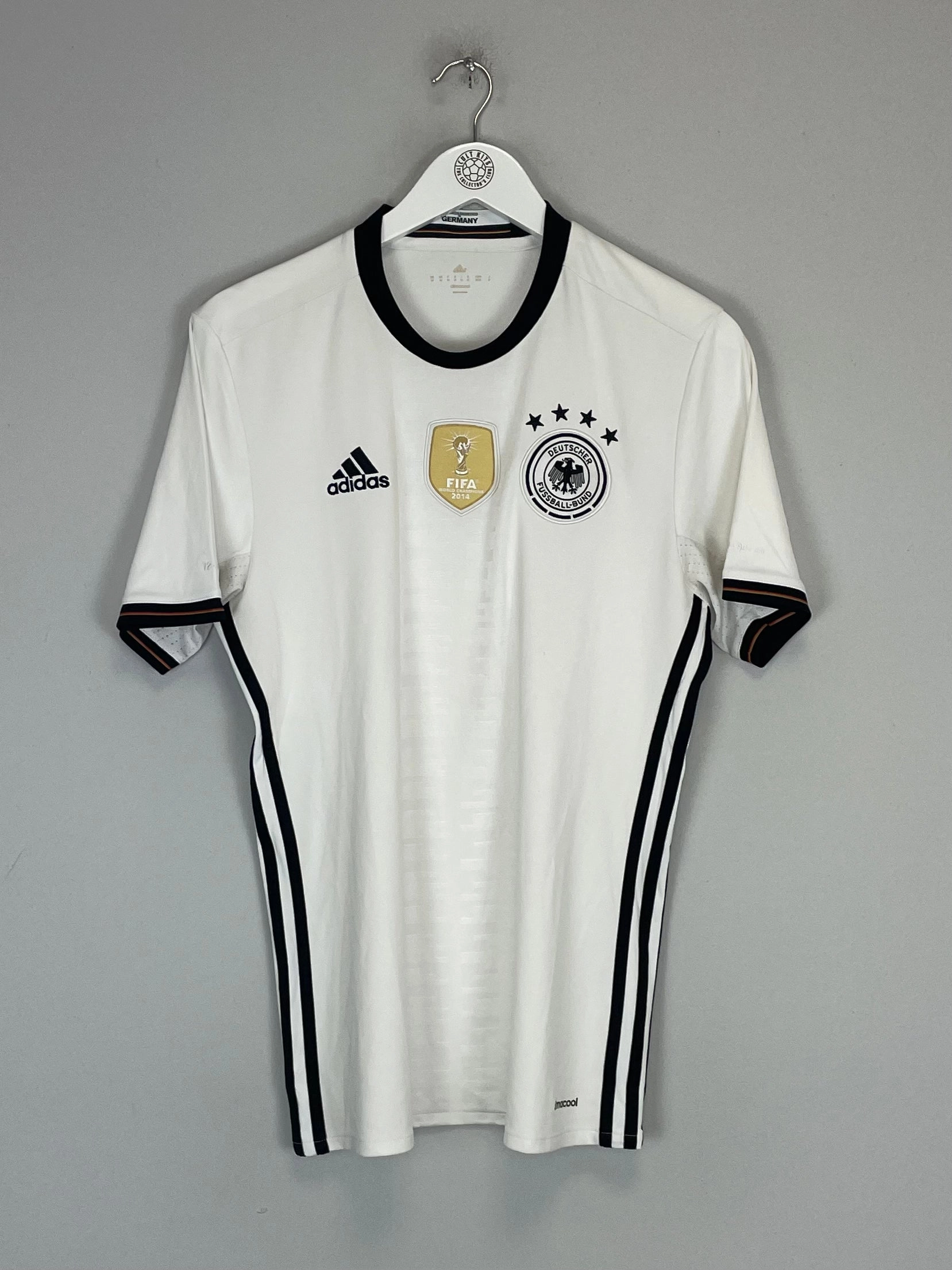 Taped Shoulder Seams 2015/16 GERMANY HOME SHIRT (M) ADIDAS