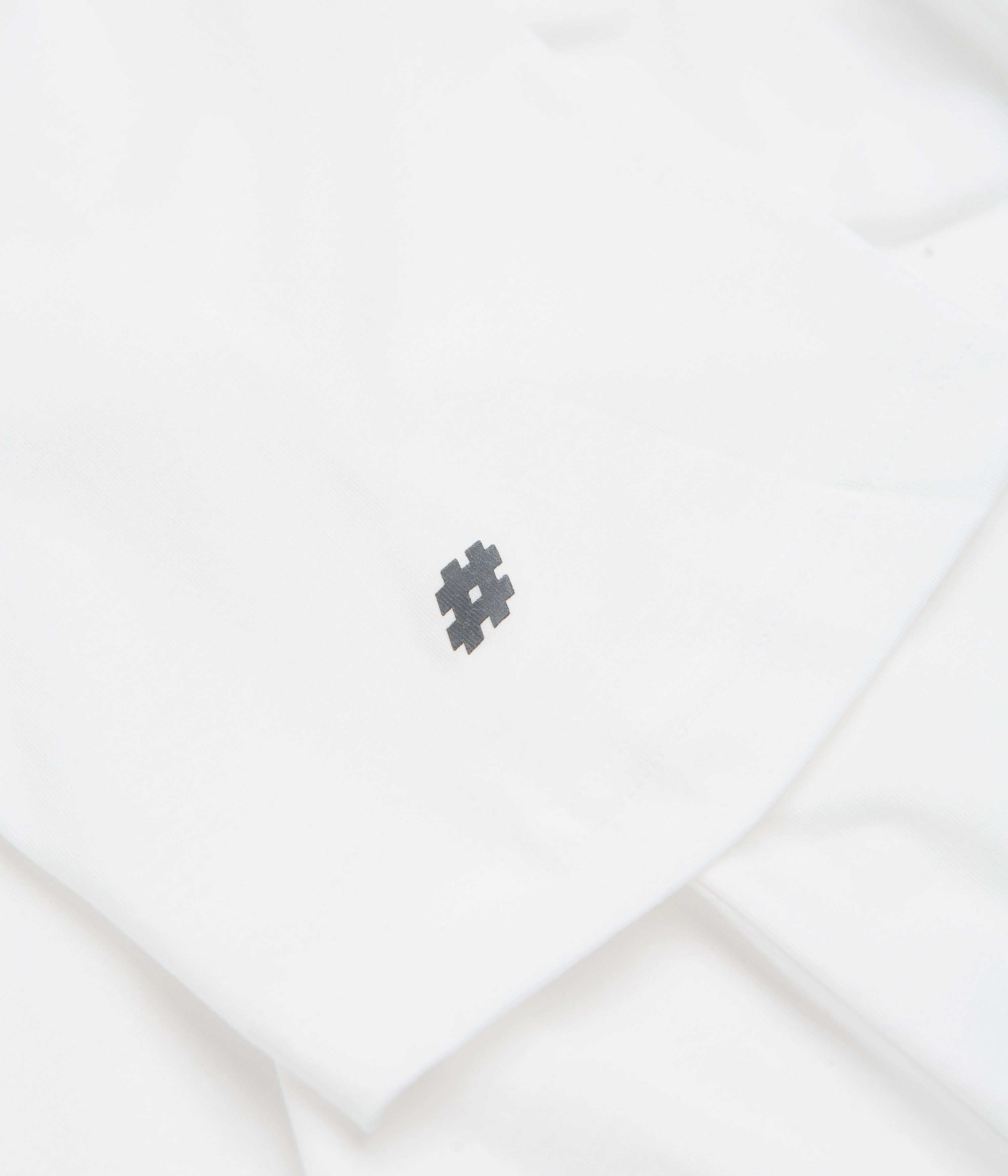 New Balance Numeric Stacked Graphic T-Shirt - White Thermoregulating Fabric Stylish and Relaxed