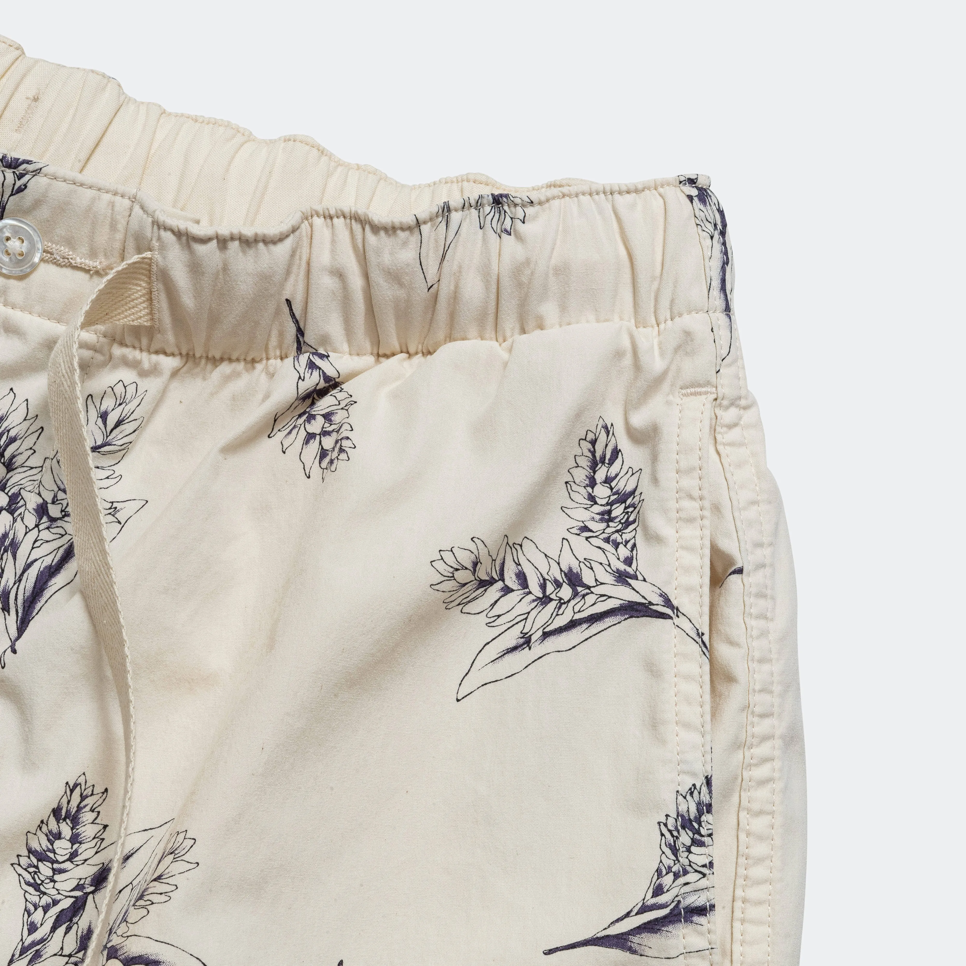 Easy Shorts - Ecru Summer Ready Fitness Enthusiast