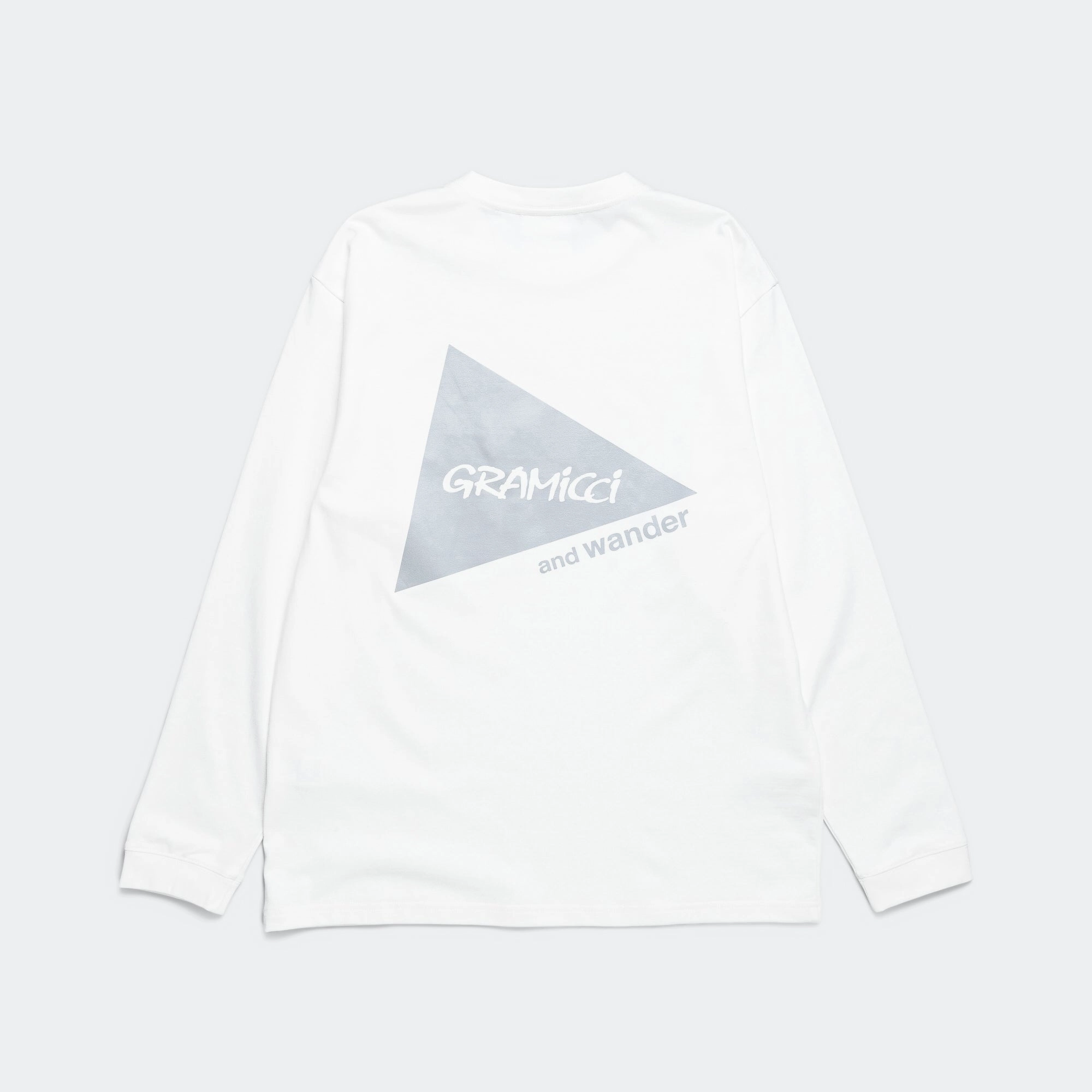 Travel Style Trend Minimal Trend Backprint L/S Tee x and wander - White