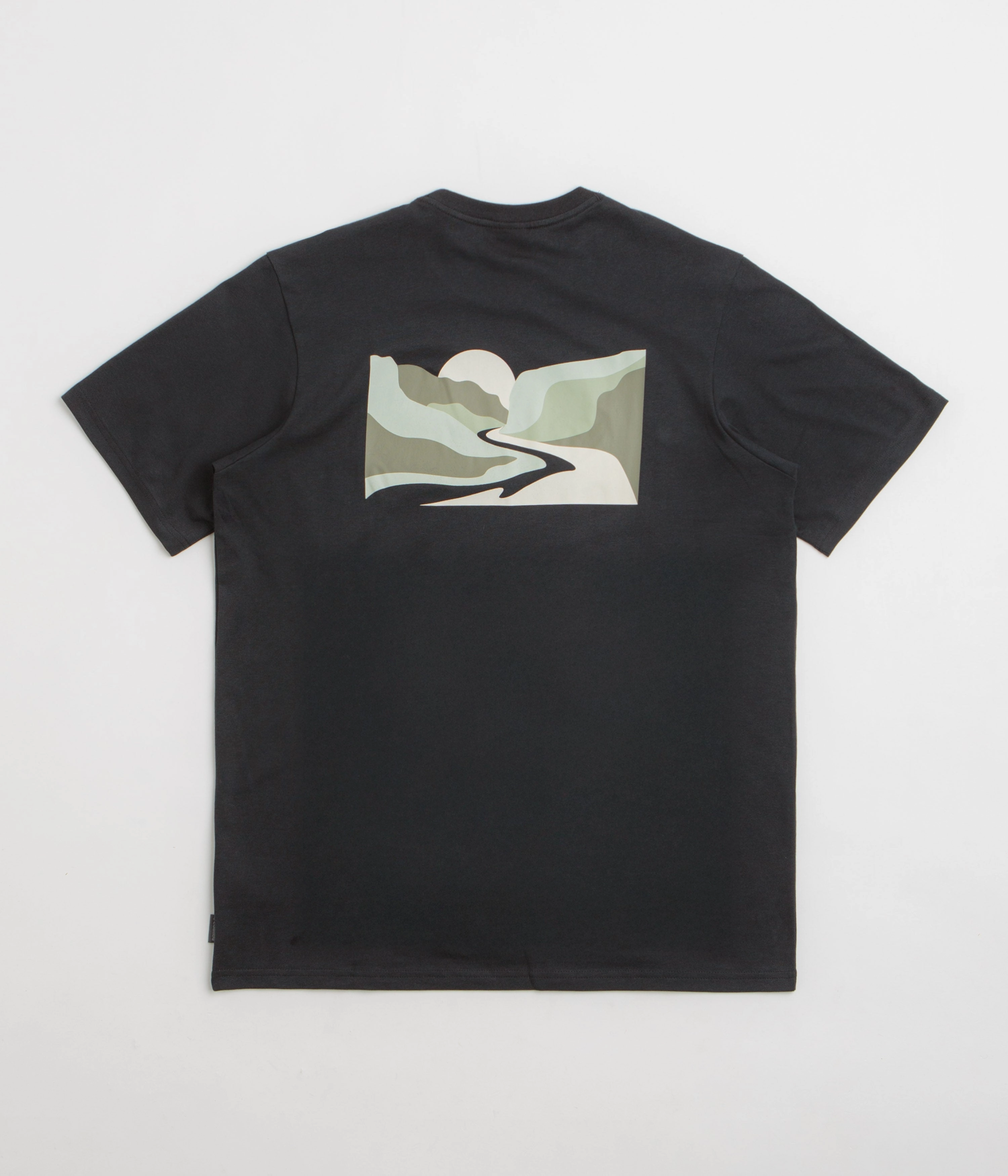 Columbia Explorers Canyon Back T-Shirt - Black / Trailscape Smart Casual