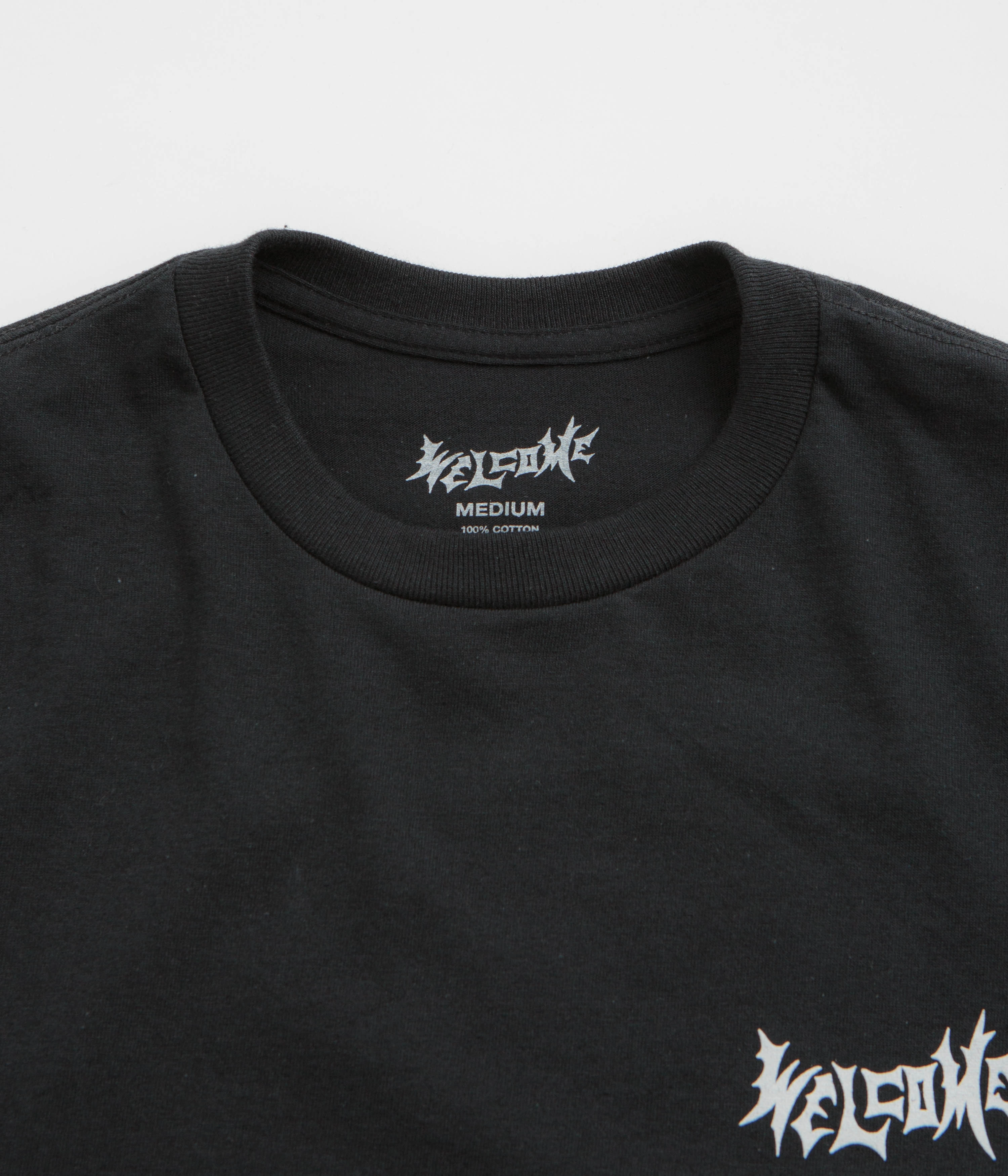 Bold Style Easy Look Welcome Unchained T-Shirt - Black