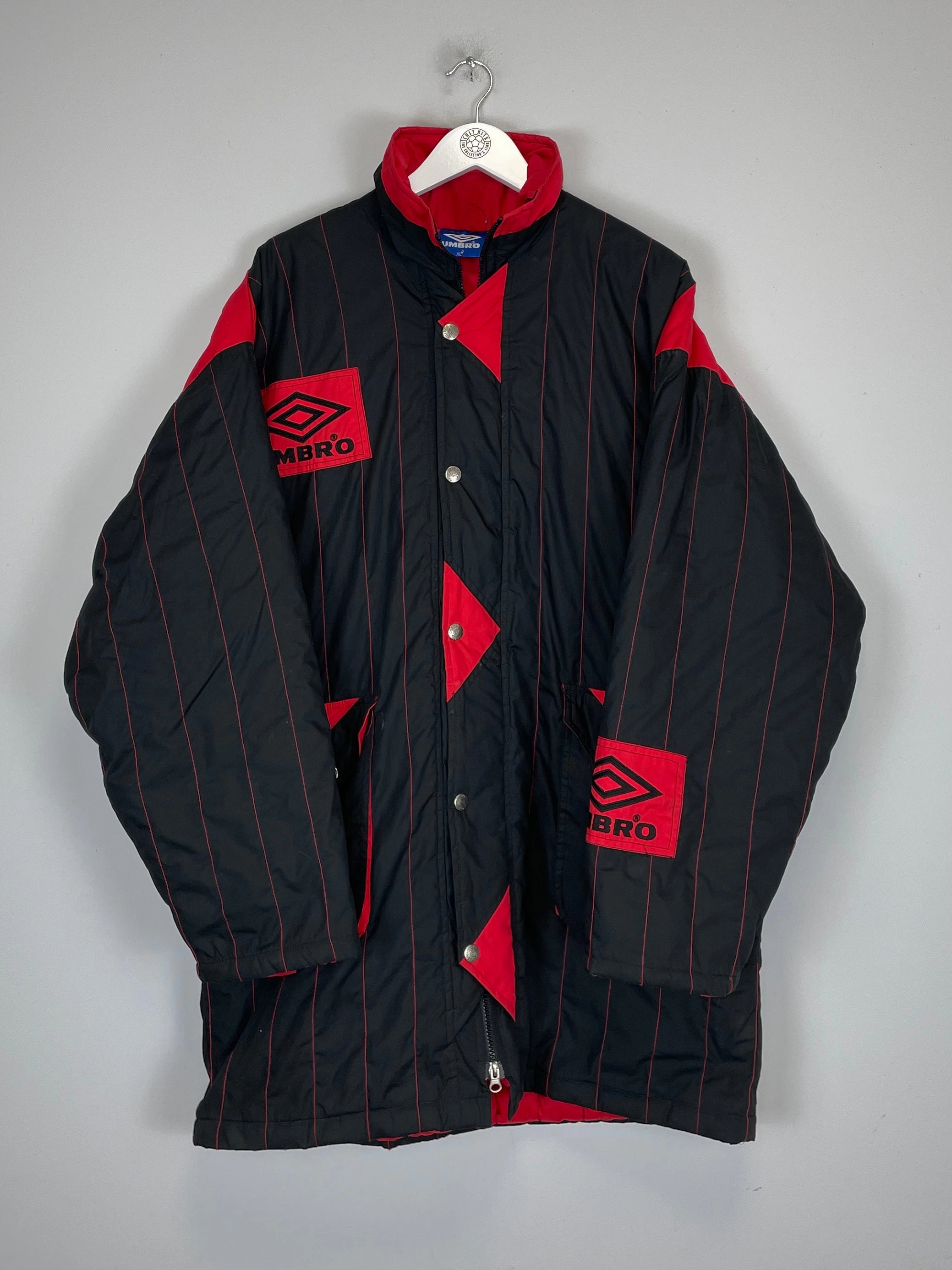 Traction Enhancement Pattern Reinforced Stitching 1993/94 UMBRO BENCH COAT (XL) UMBRO