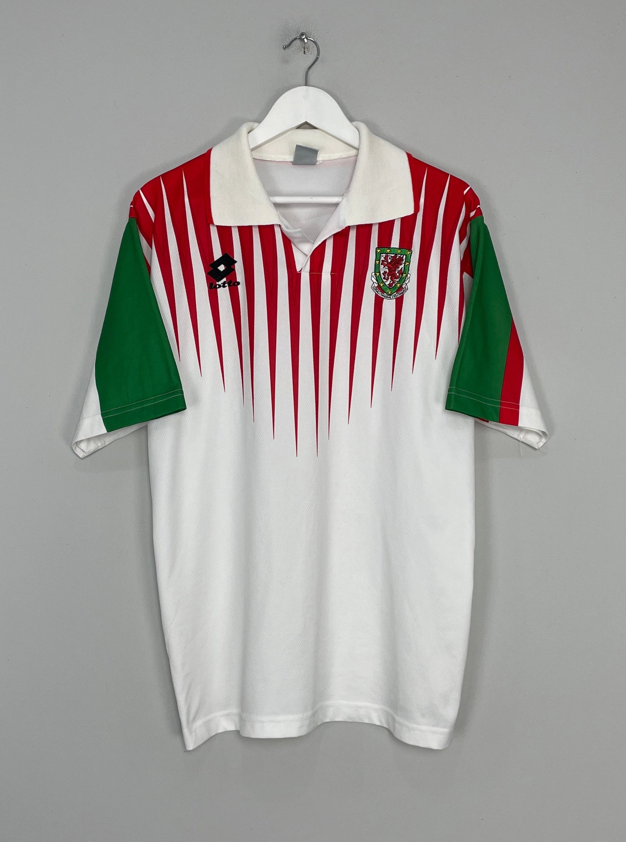 1996/98 WALES AWAY SHIRT (L) LOTTO Smooth Surface Finish Moisture Wicking Technology