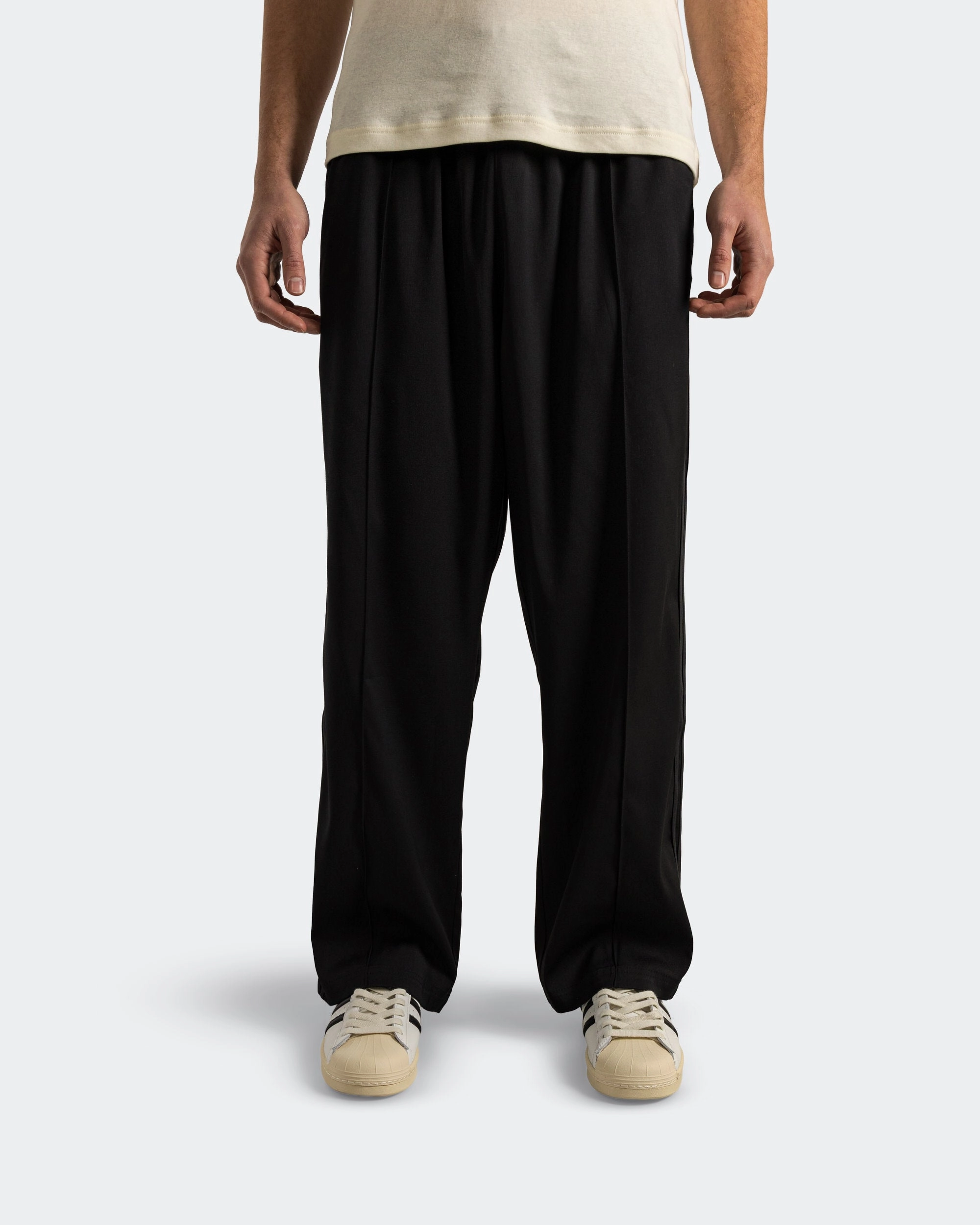 Fresh Fit Baggy Track Pant - Black/Black