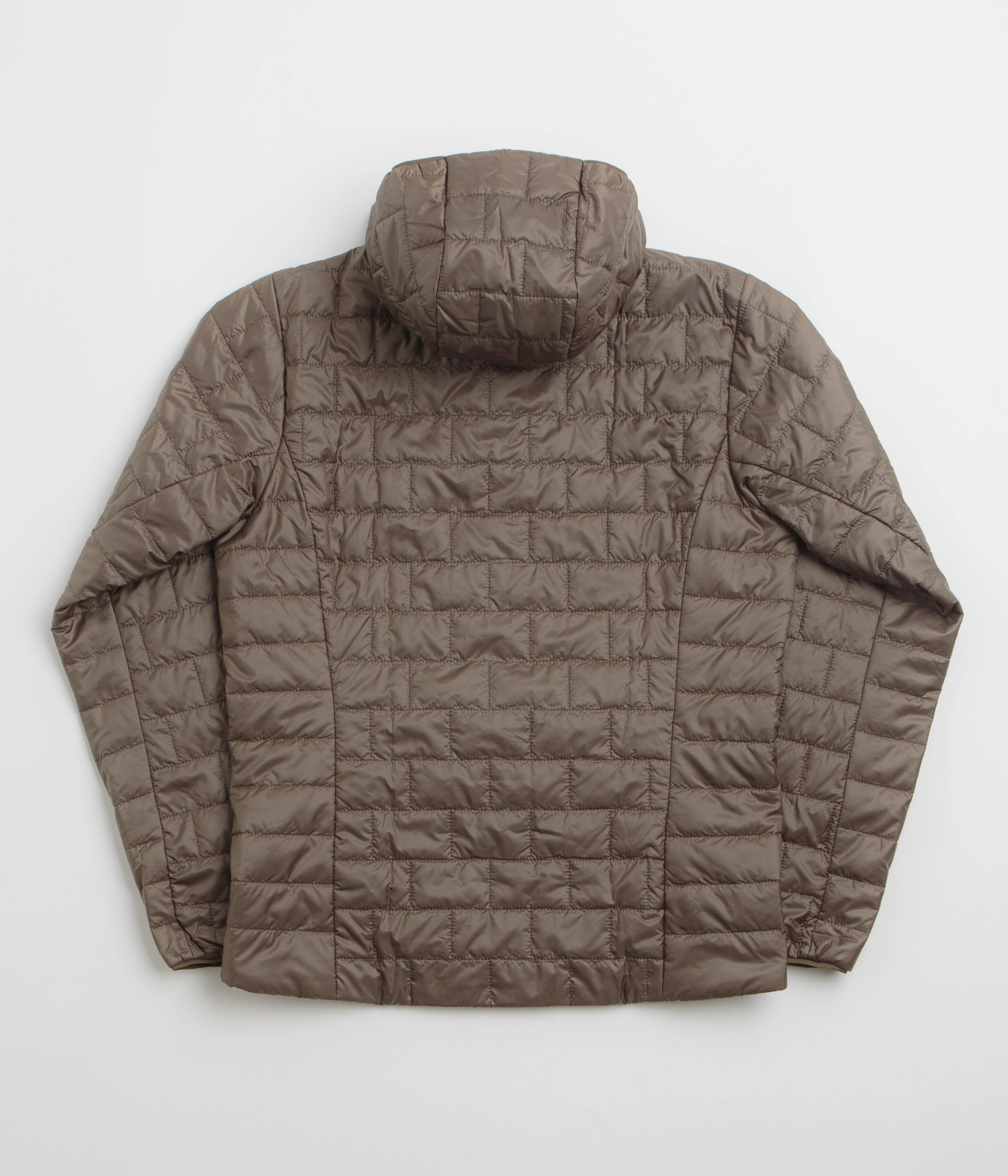 Weekend Escape Active Lifestyle Gear Patagonia Nano Puff Hoodie Jacket - Marlow Brown