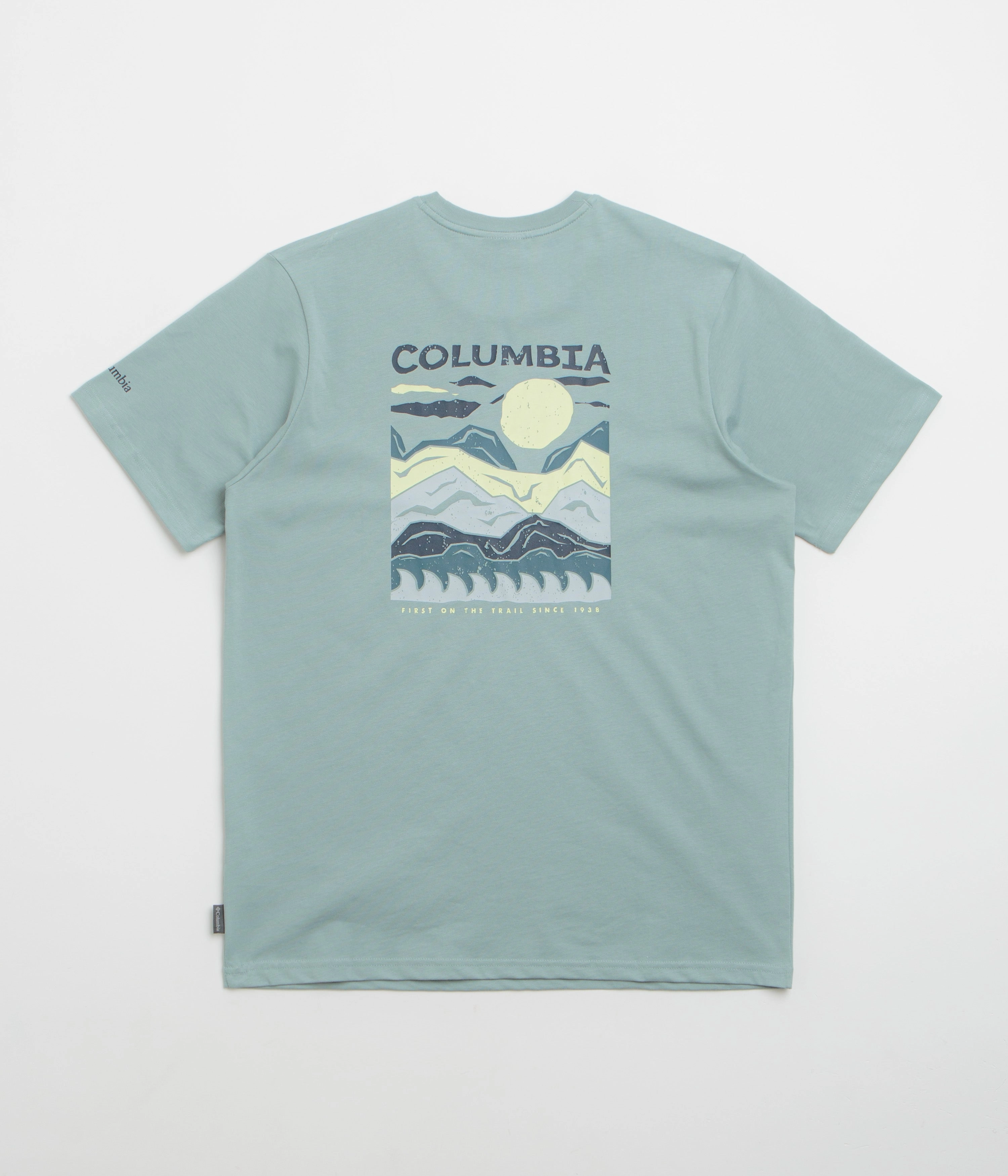 Columbia Explorers Canyon Back T-Shirt - Crushed Blue / Peaks and Waves Breathable Style