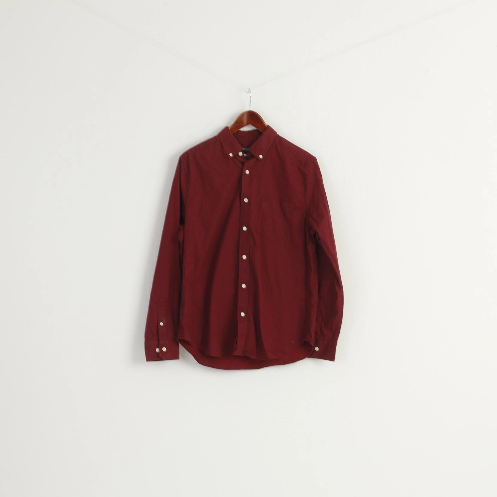 Nautica Men M Casual Shirt Maroon Cotton Classic Fit  Flex Long Sleeve Top Versatile Look Cocktail Event