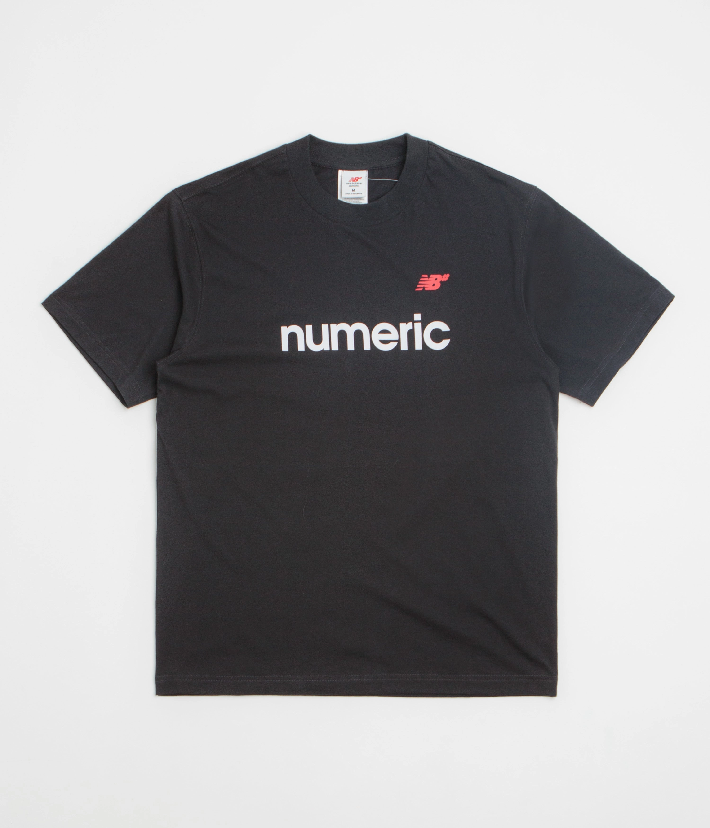 Seasonal Trend New Balance Numeric Linear Logo T-Shirt - Black