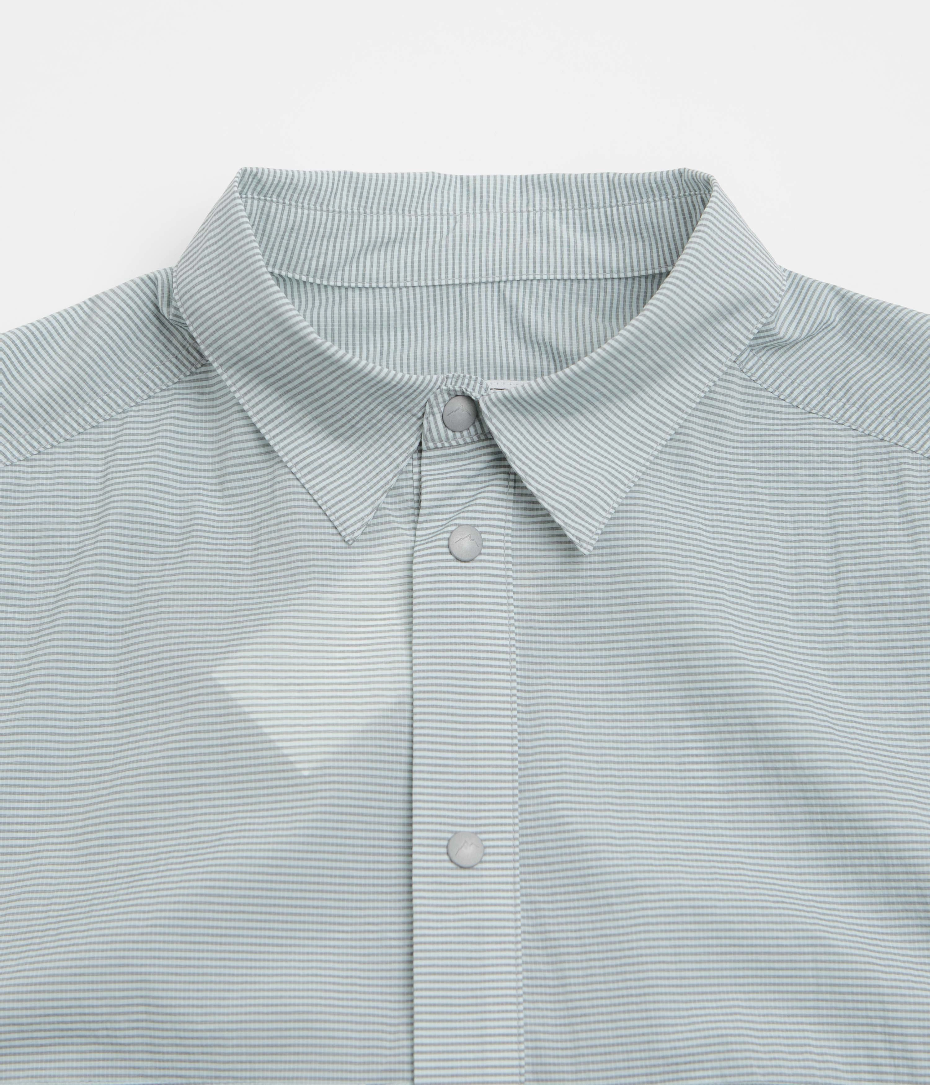 Fashion Forward Autumn Look Cayl CHK 2Pocket Short Sleeve Shirt - Light Grey