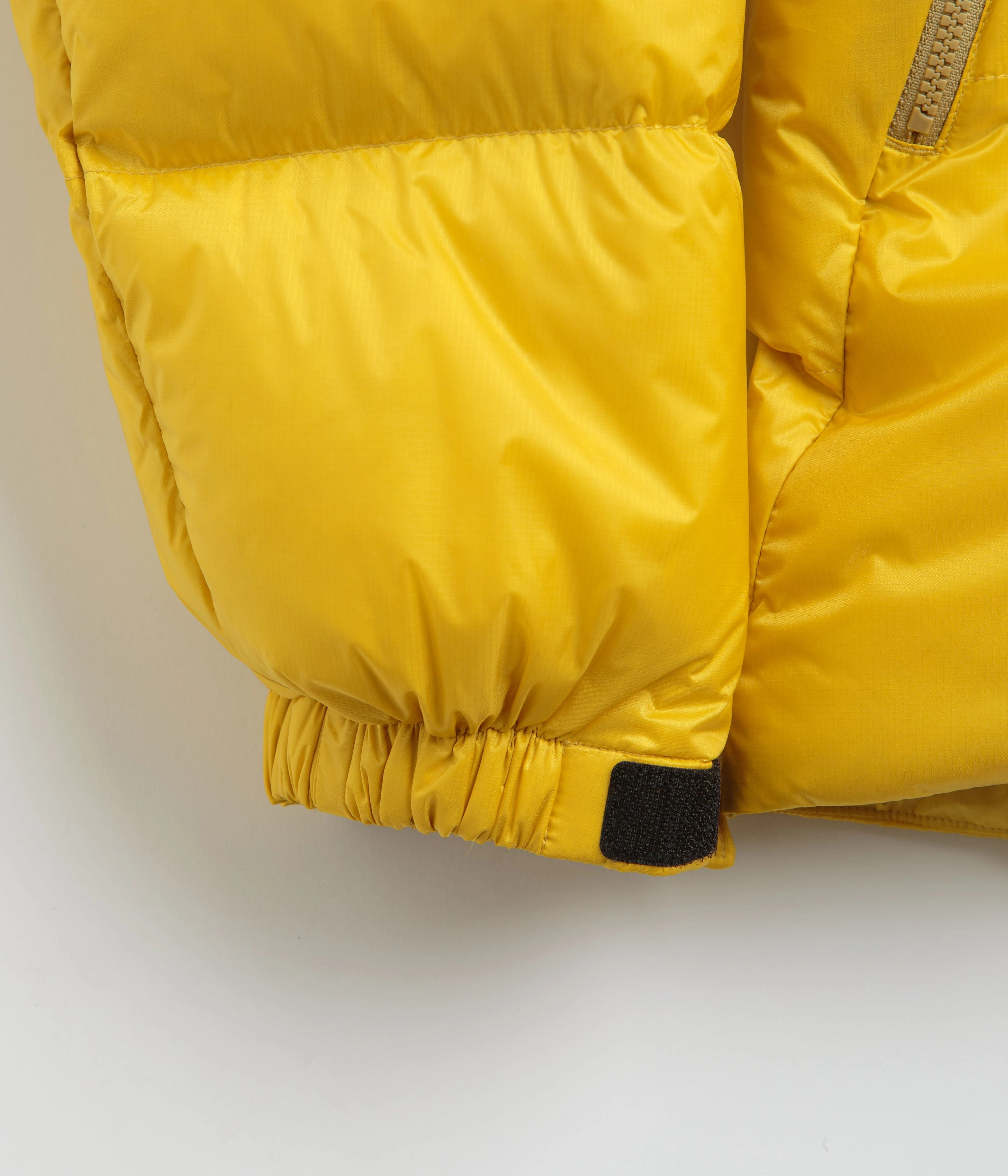 Cayl Down Jacket - Yellow Mousse