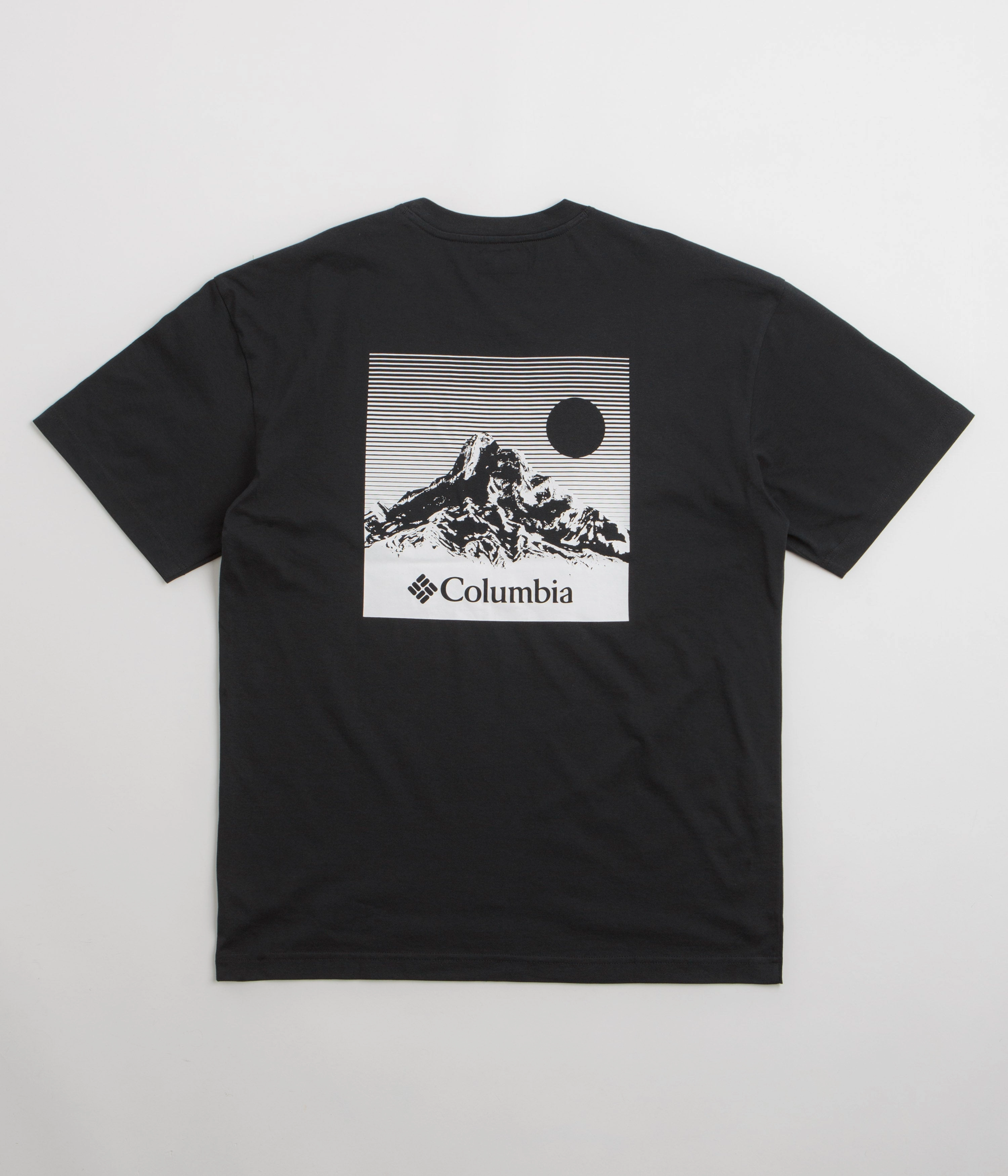 Columbia Black Butte Graphic T-Shirt - Black / Linear View Trendy Wearable Fashion-Ready