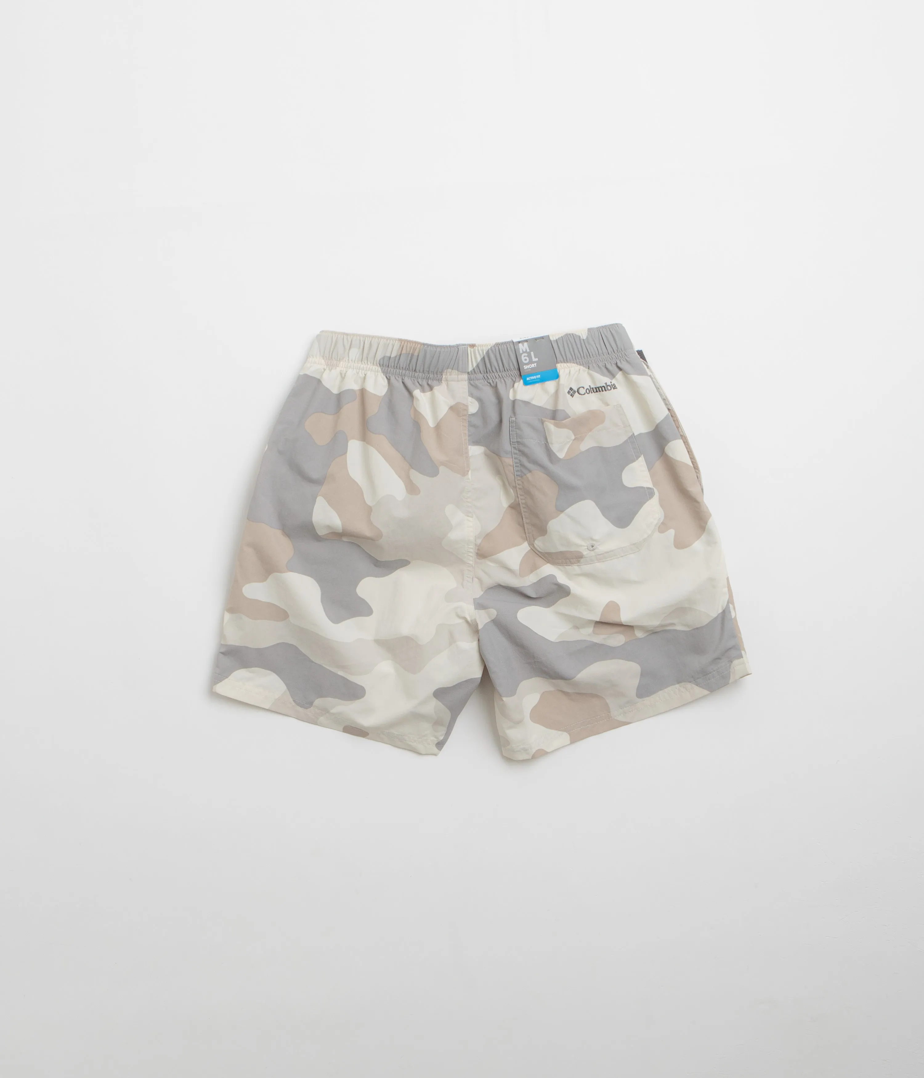 Columbia Mountaindale River Shorts - Dove Mod Camo two piece outfit