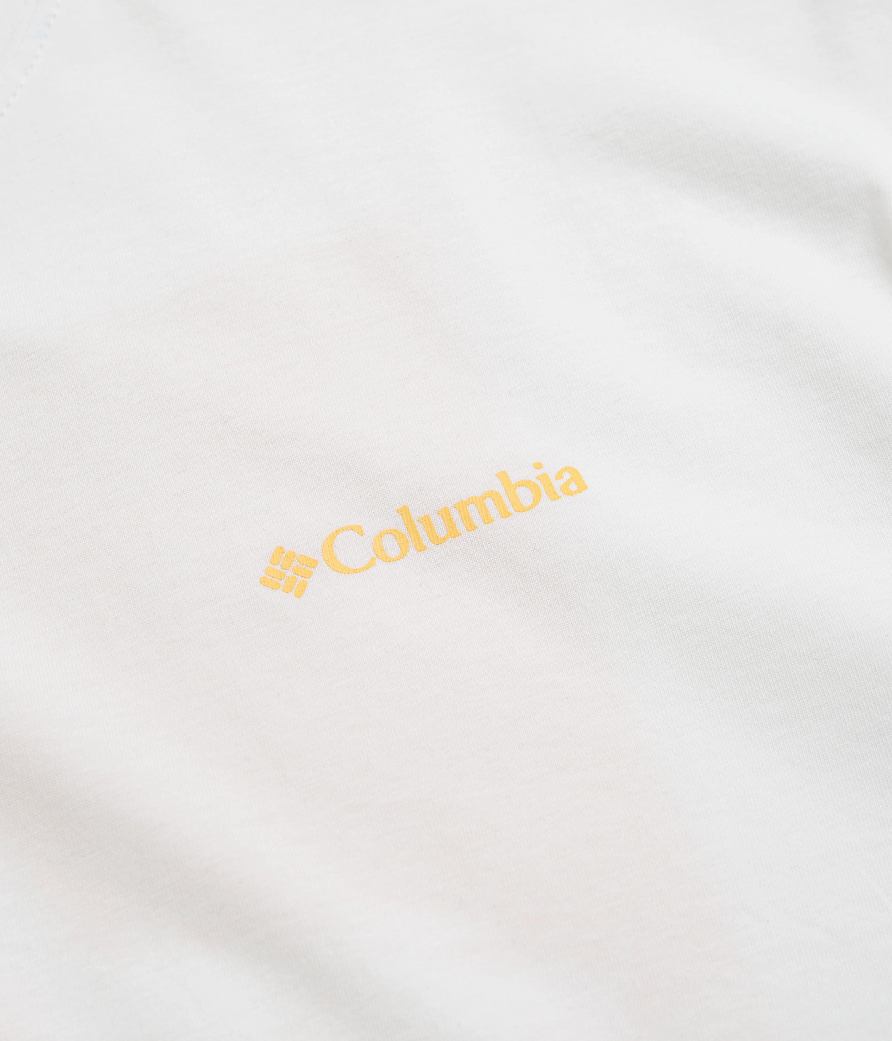 Columbia Black Butte Graphic T-Shirt - White / Linear View All-Purpose Wear