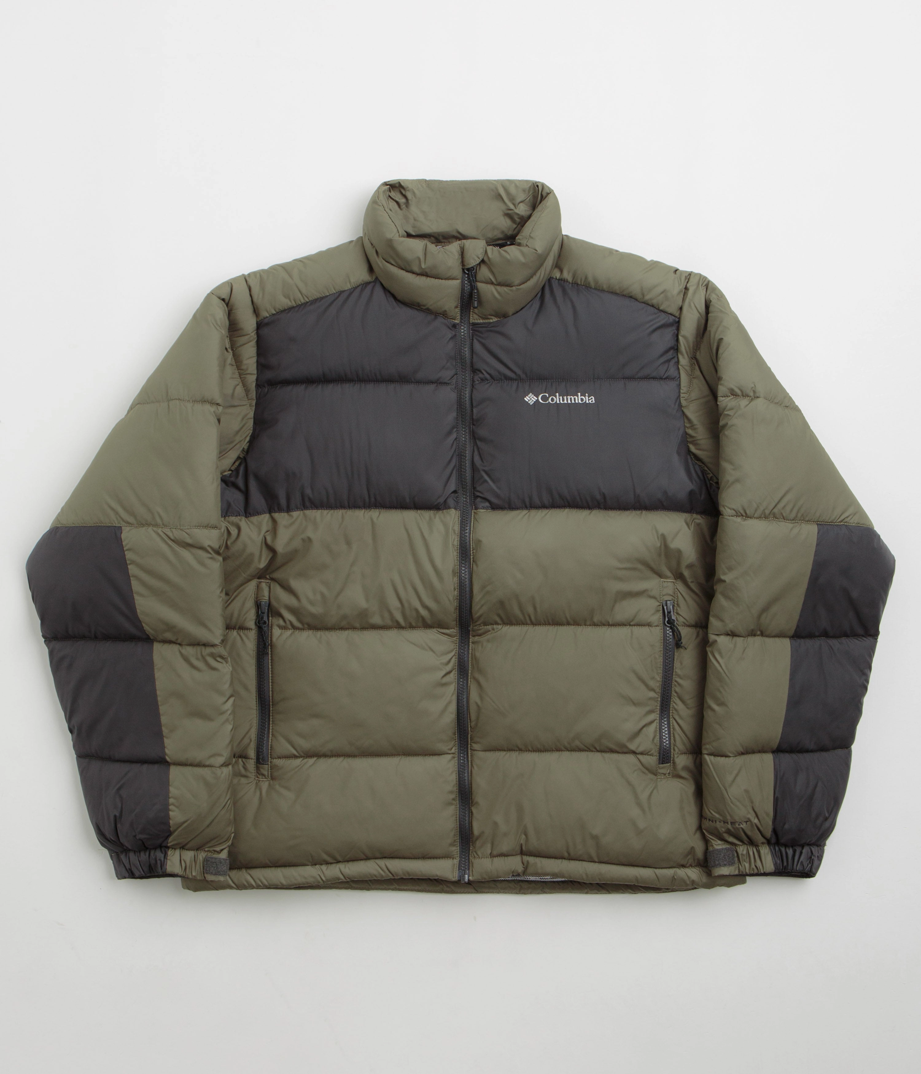 Columbia Pike Lake II Jacket - Stone Green / Shark Lightweight Packable Build suitable for solo travel